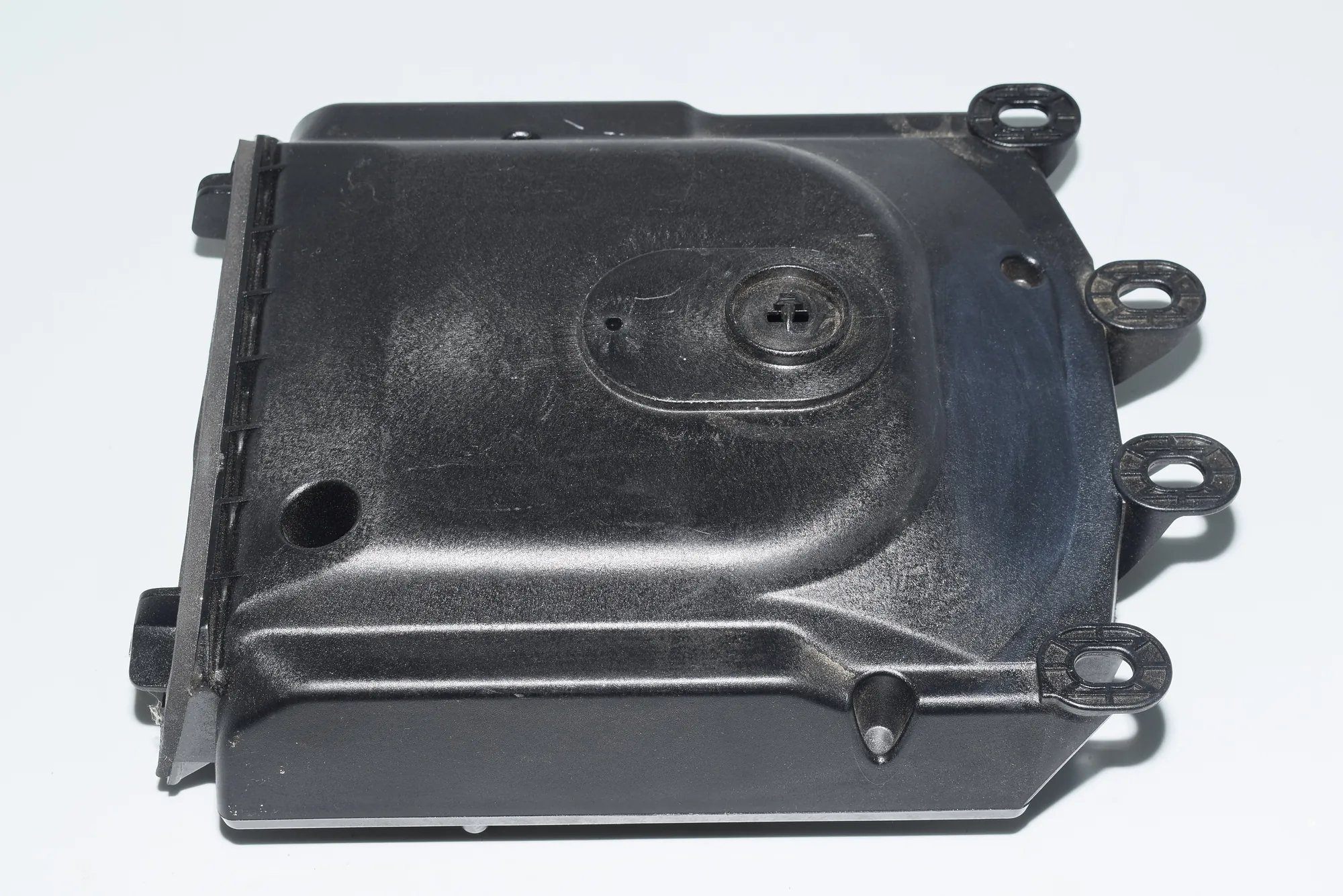 Subwoofer – OEM 6919353 · BMW 5 Touring (E61) 523 i 2005 – 4