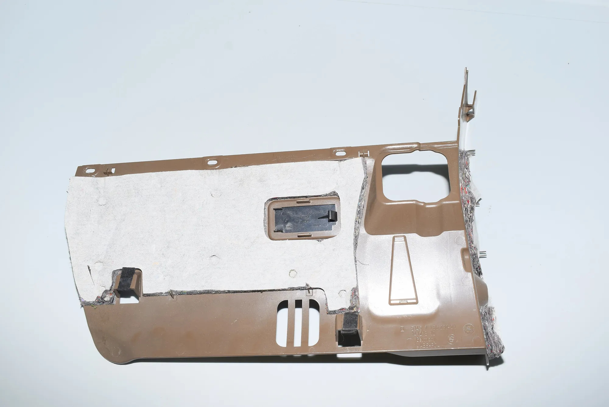 Other Interior Parts – OEM 7156230 · BMW 5 Touring (E61) 523 i 2005 – 4