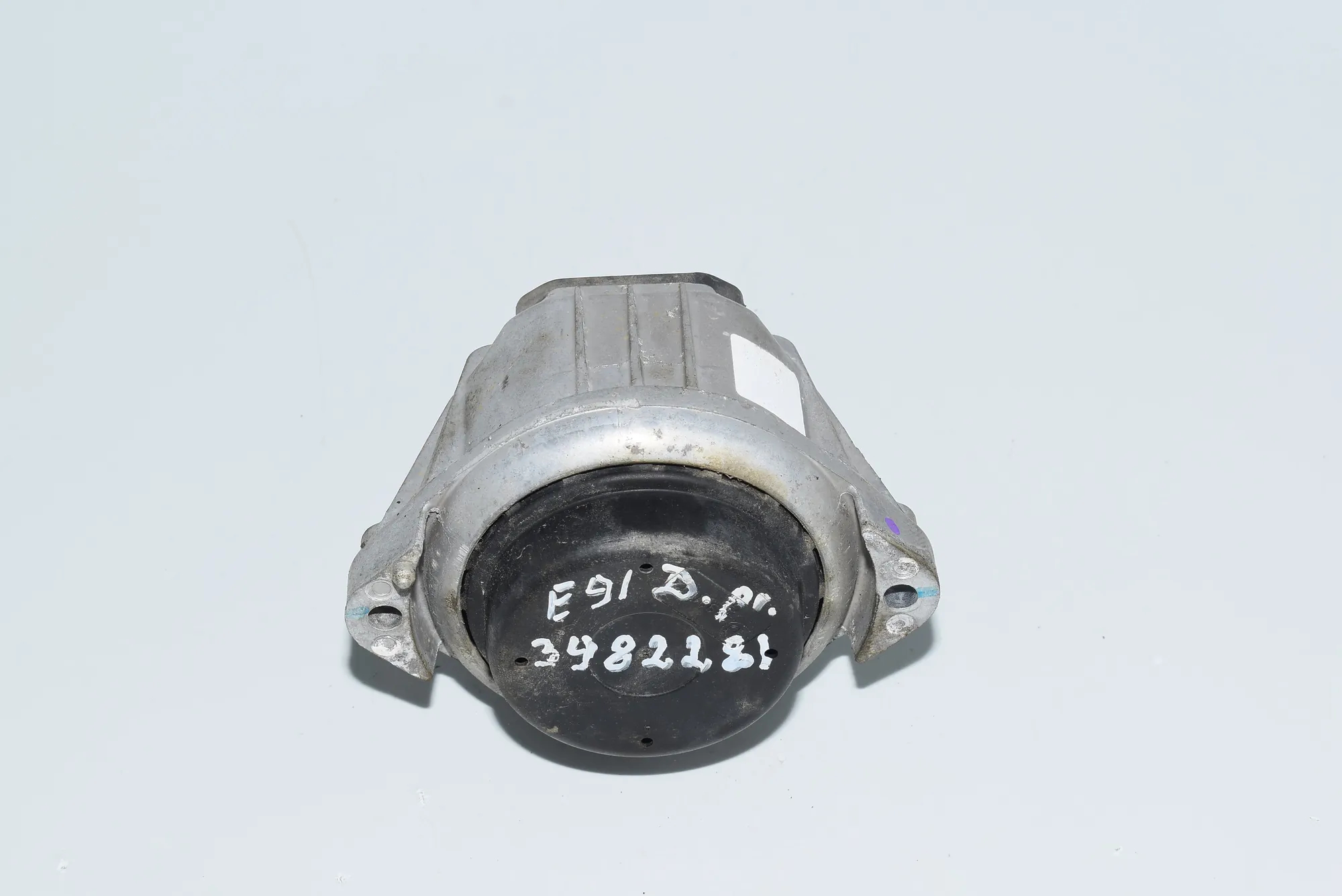 Right Side Engine Mount – OEM 139811 · BMW 3 Touring (E91) 320 d 2009 – 4