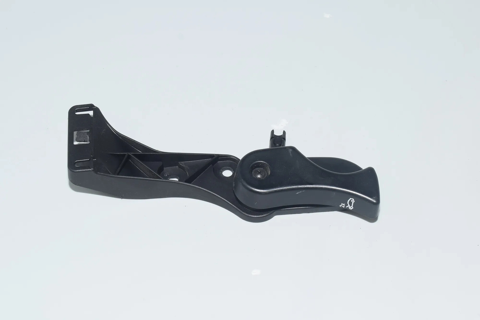 Bonnet Lock Cable – OEM 7326365 · BMW 3 Touring (F31) 320 d xDrive 2015