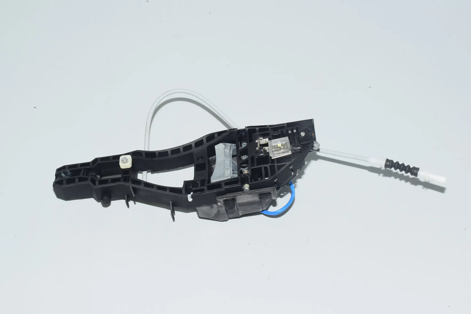 Rear Left Door Interior Handle Frame – OEM 7259836 · BMW 3 Touring (F31) 320 d xDrive 2015