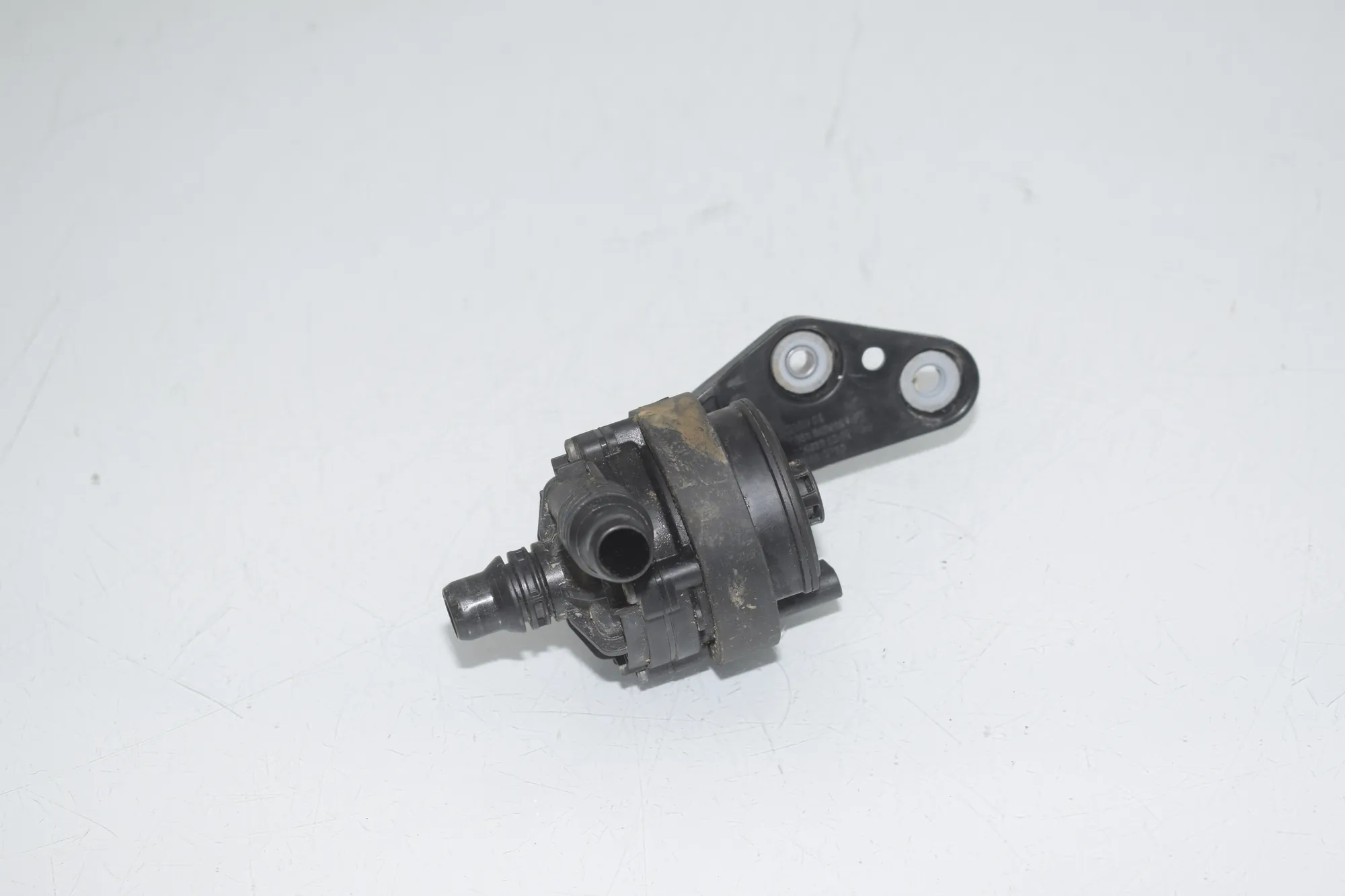 Auxiliary Water Pump – OEM 8474820 · BMW 3 Touring (G21) (2019 - -) 320 d 2024 – 3