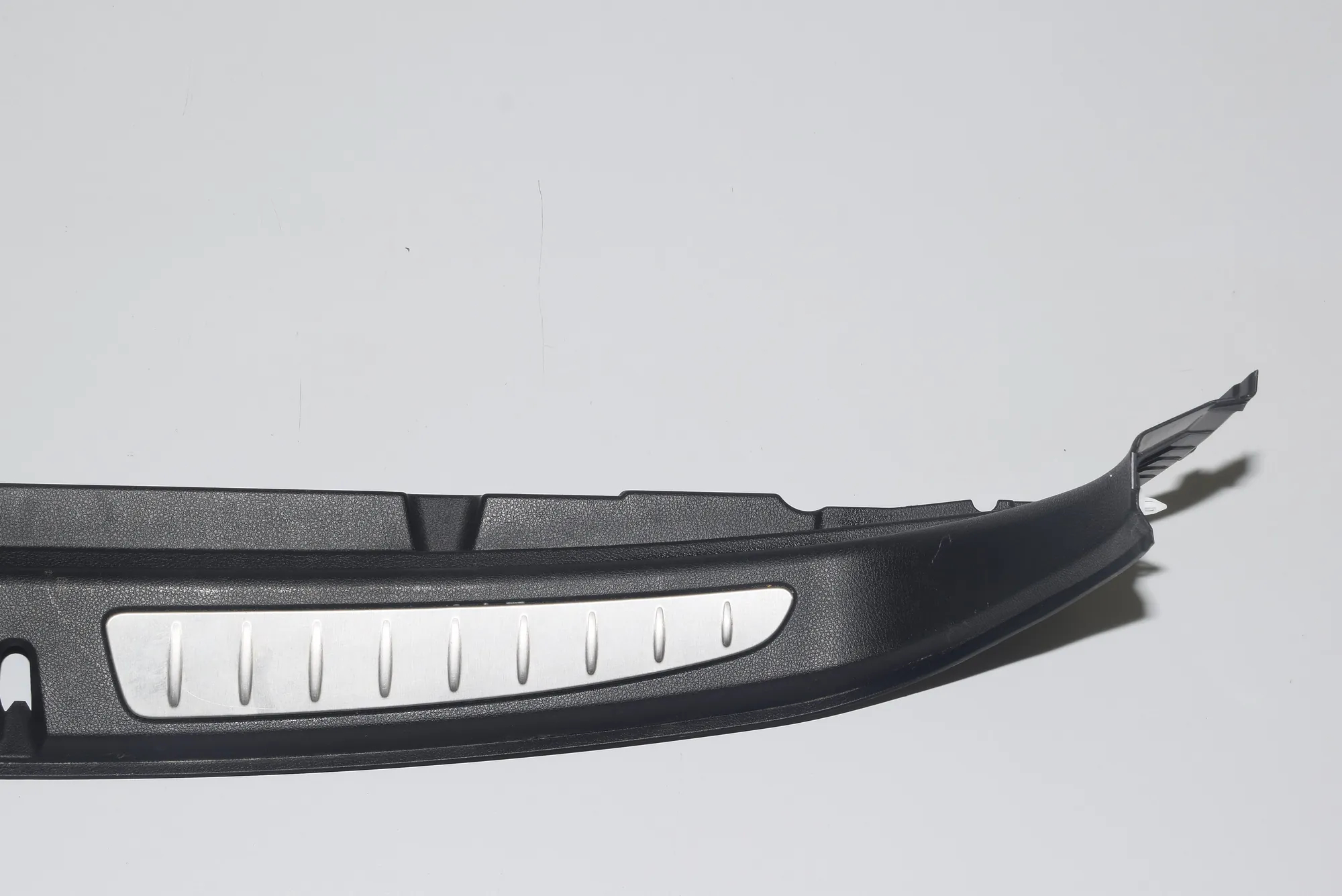 Trunk Boot Lock Trim – OEM 7221875 · BMW 3 Touring (F31) 320 d xDrive 2015 – 3