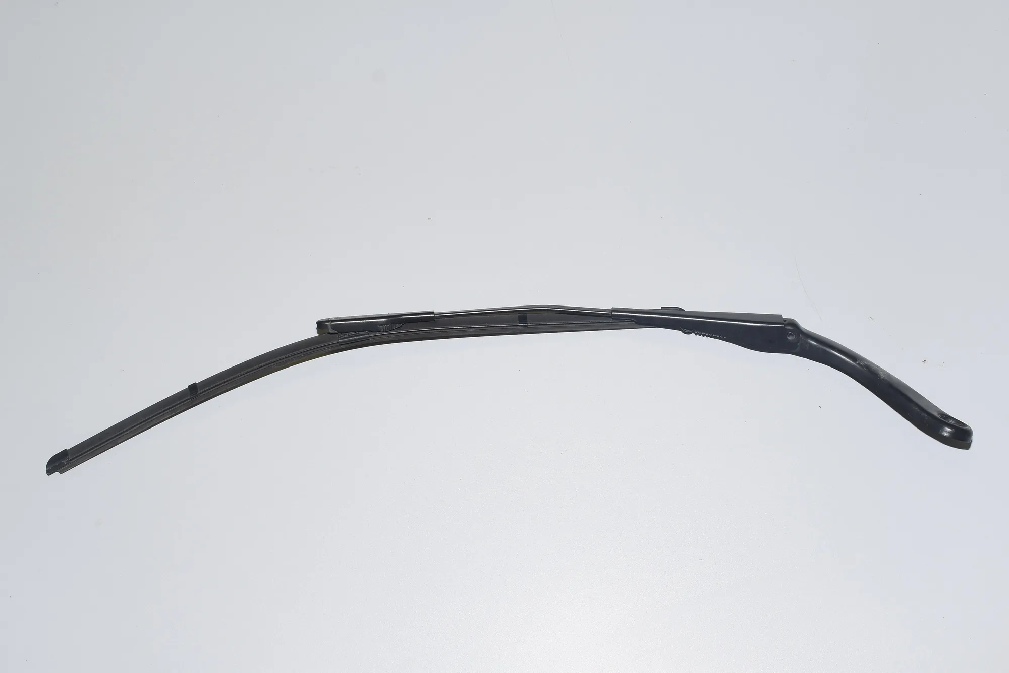 Front Wiper Arms – OEM 7260469 · BMW 3 Touring (F31) 320 d xDrive 2015 – 6
