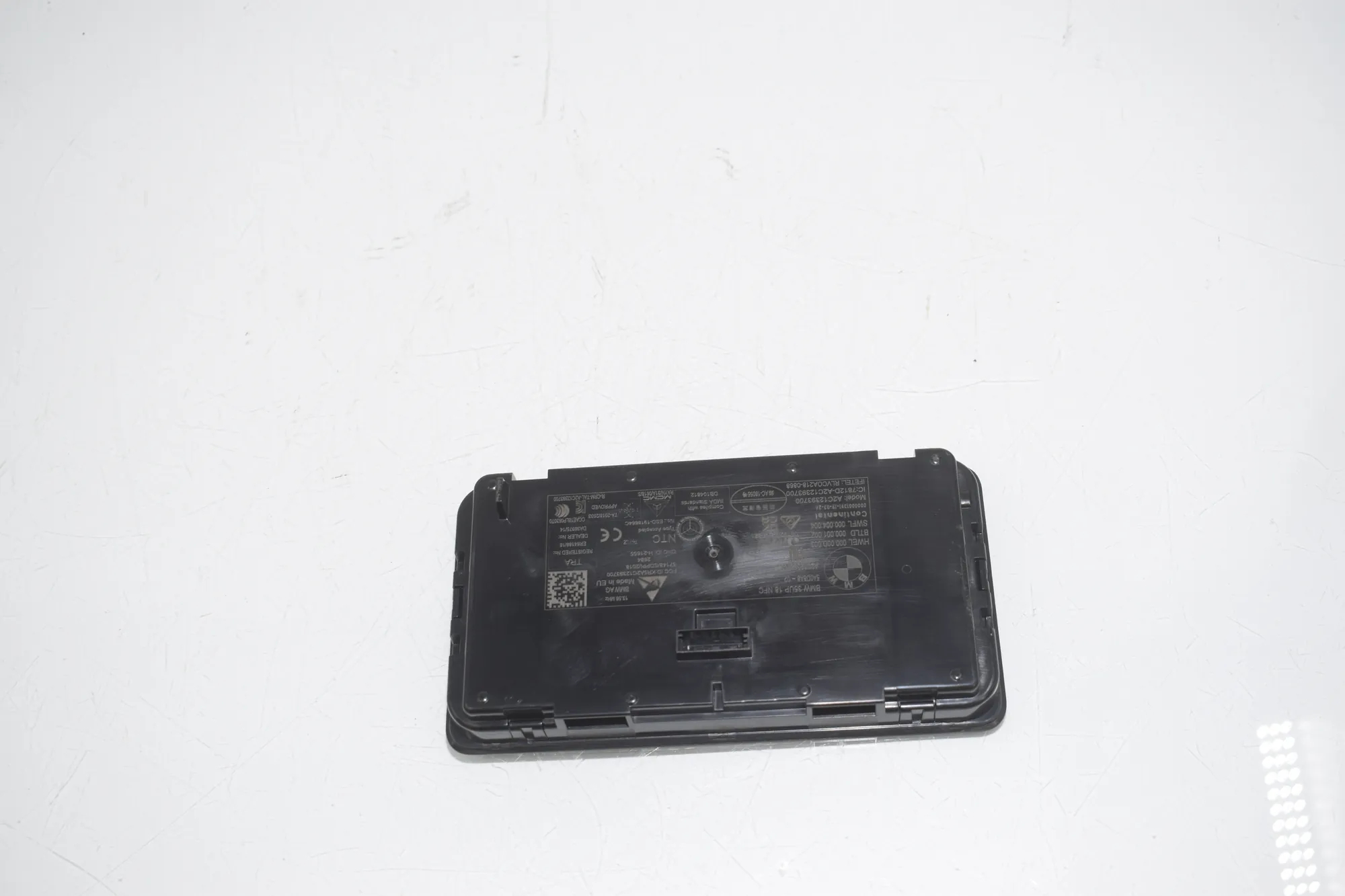 Wireless Charging Station – OEM 5A0D8A8 · BMW 3 Touring (G21) (2019 - -) 320 d 2024 – 3