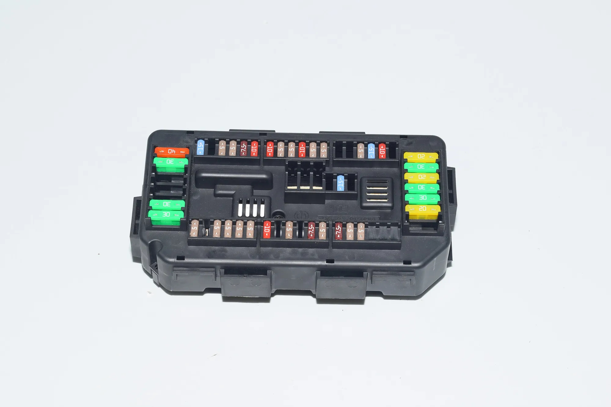 Fuse Box – OEM 9389068 · BMW 3 Touring (F31) 320 d xDrive 2015 – 2