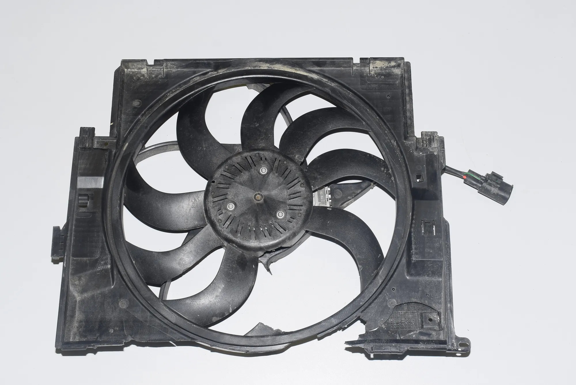 A/C Air Condition Fan – OEM 8641946 · BMW 3 Touring (F31) 320 d xDrive 2015 – 2