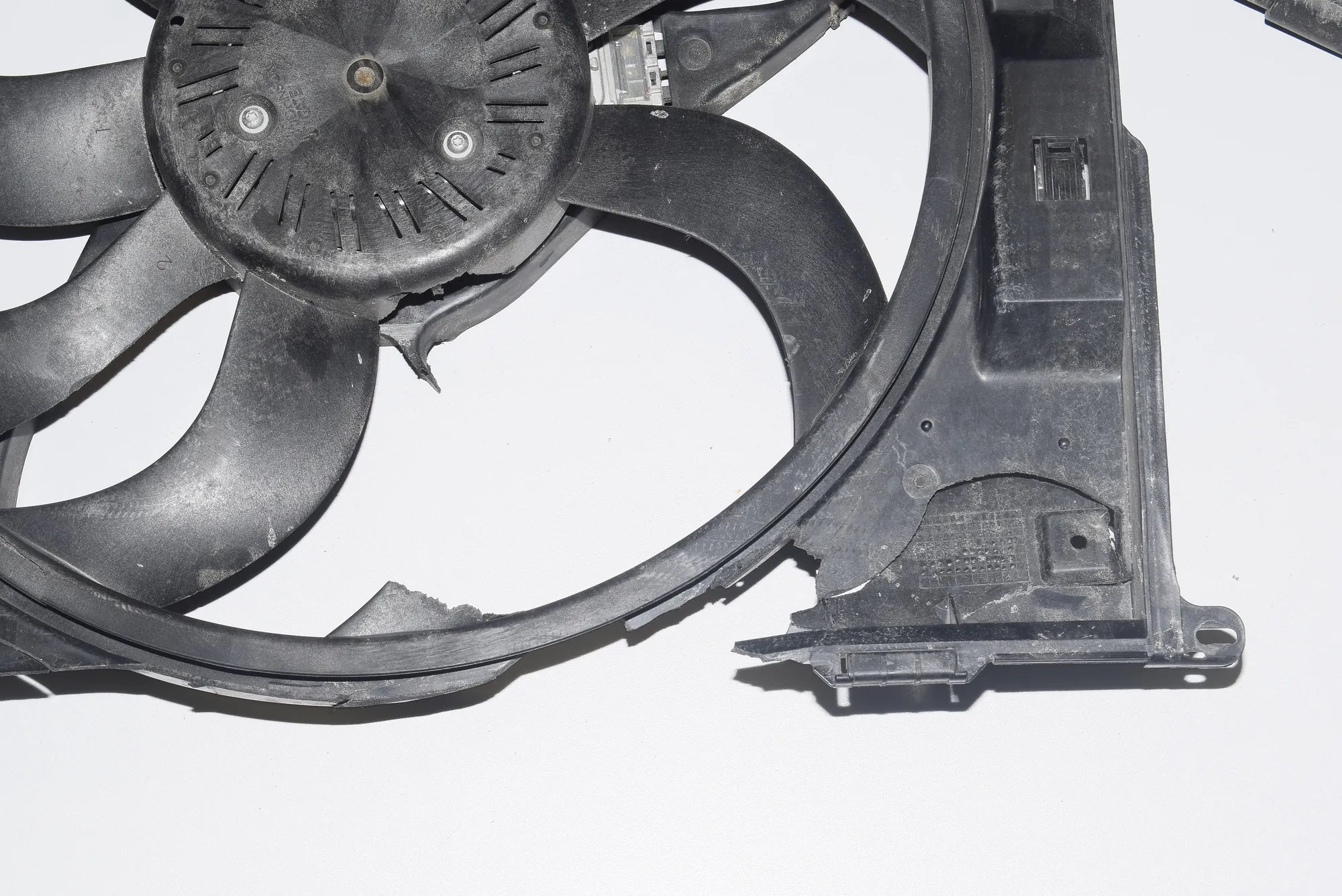 A/C Air Condition Fan – OEM 8641946 · BMW 3 Touring (F31) 320 d xDrive 2015 – 4