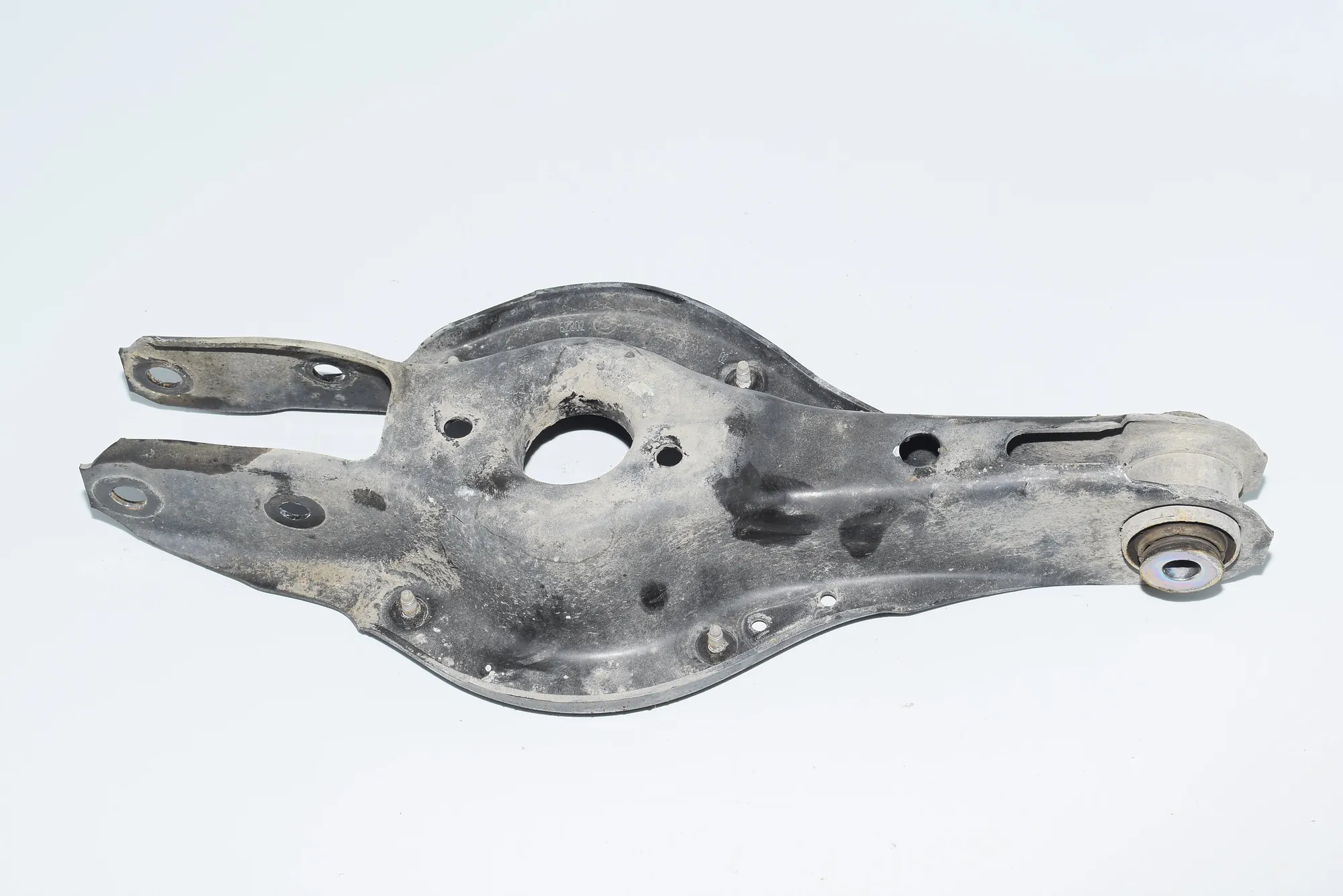 Rear Left Lower Control Arm – OEM 6867540 · BMW 3 Gran Turismo (F34) 320 d xDrive 2016 – 2