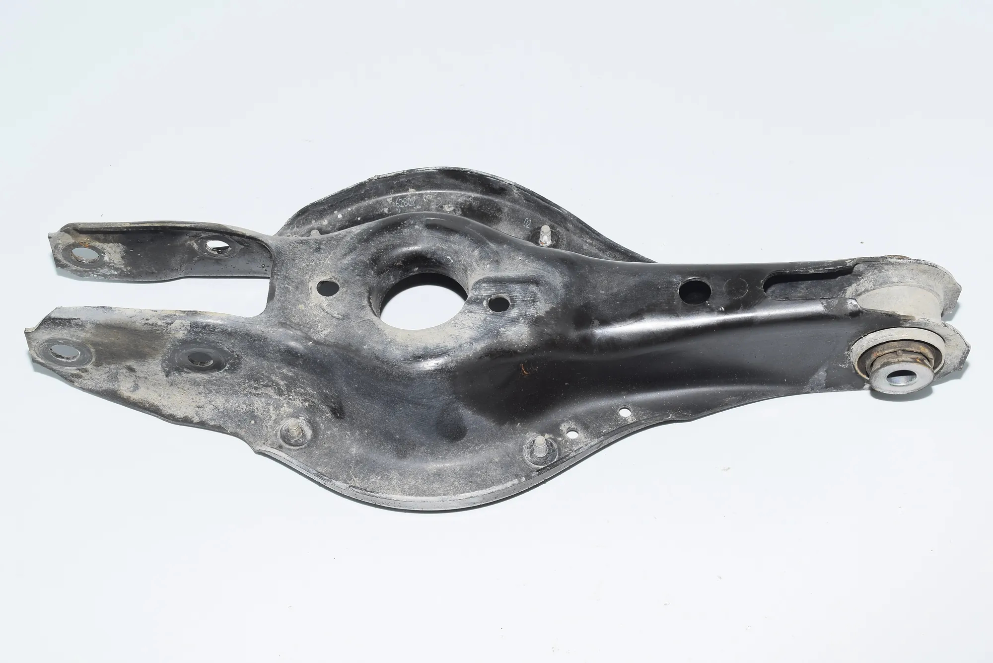 Rear Right Lower Control Arm – OEM 6867540 · BMW 3 Gran Turismo (F34) 320 d xDrive 2016 – 4