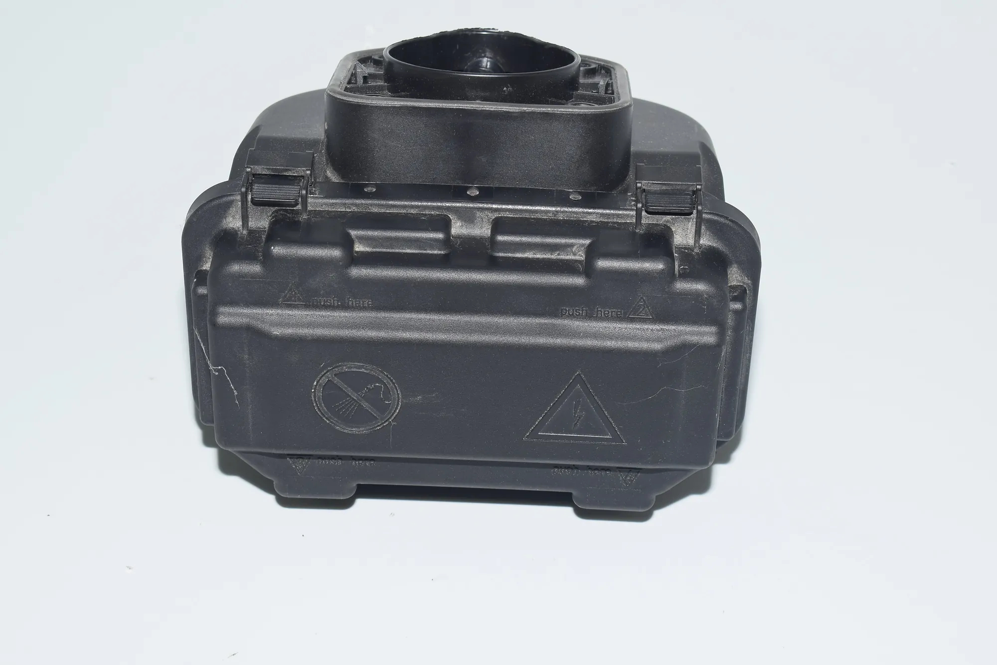 Fuse Box – OEM 9224872 · BMW 3 Gran Turismo (F34) 320 d xDrive 2016