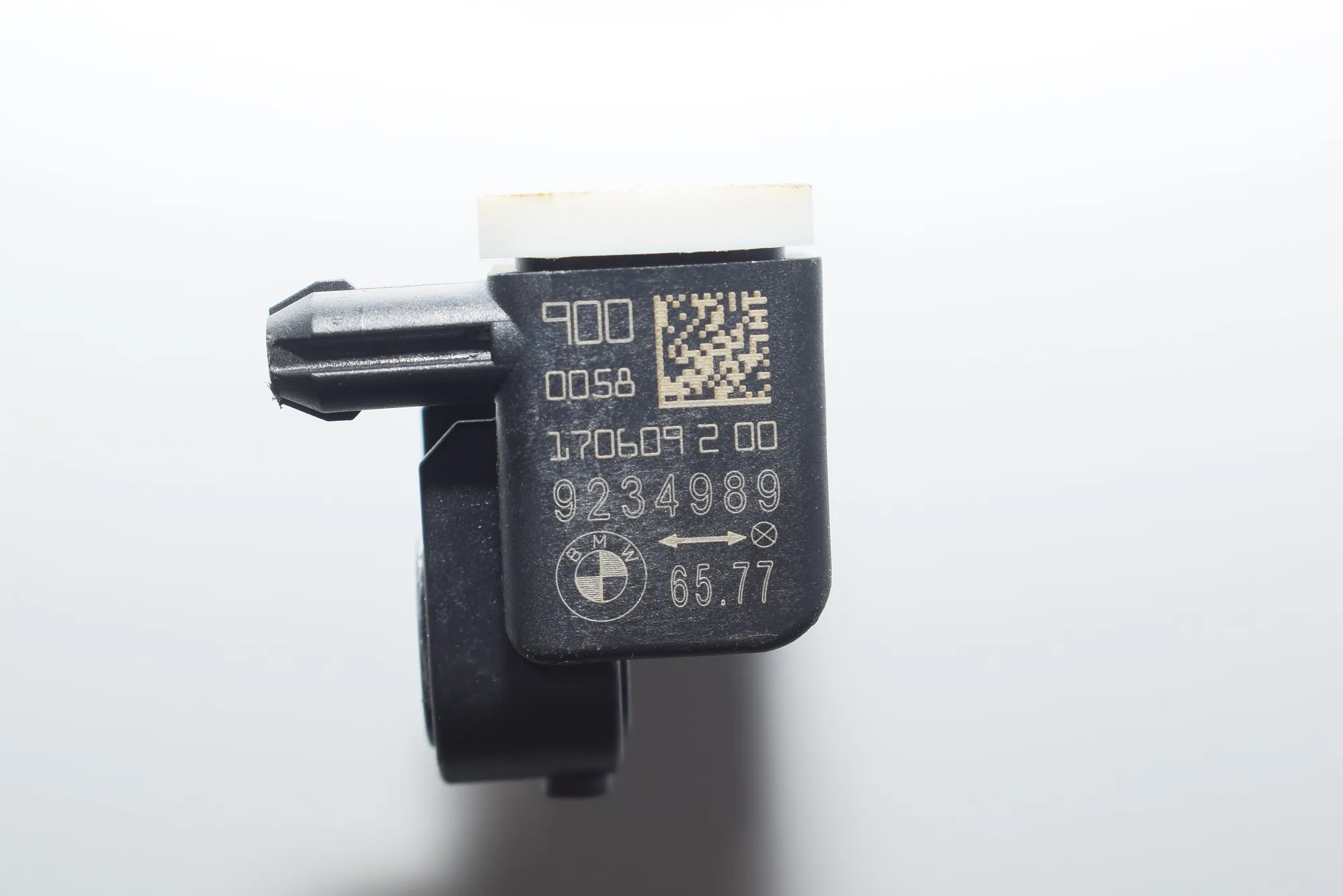 Front Right Impact Sensor – OEM 9234989 · BMW 3 Gran Turismo (F34) 320 d xDrive 2016 – 4