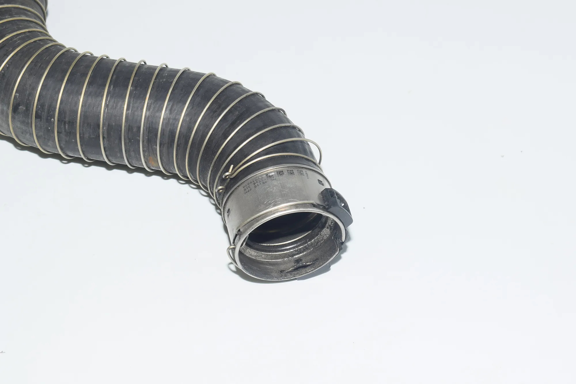 Right Side Intercooler Hose – OEM 8573762 · BMW 3 Gran Turismo (F34) 320 d xDrive 2016