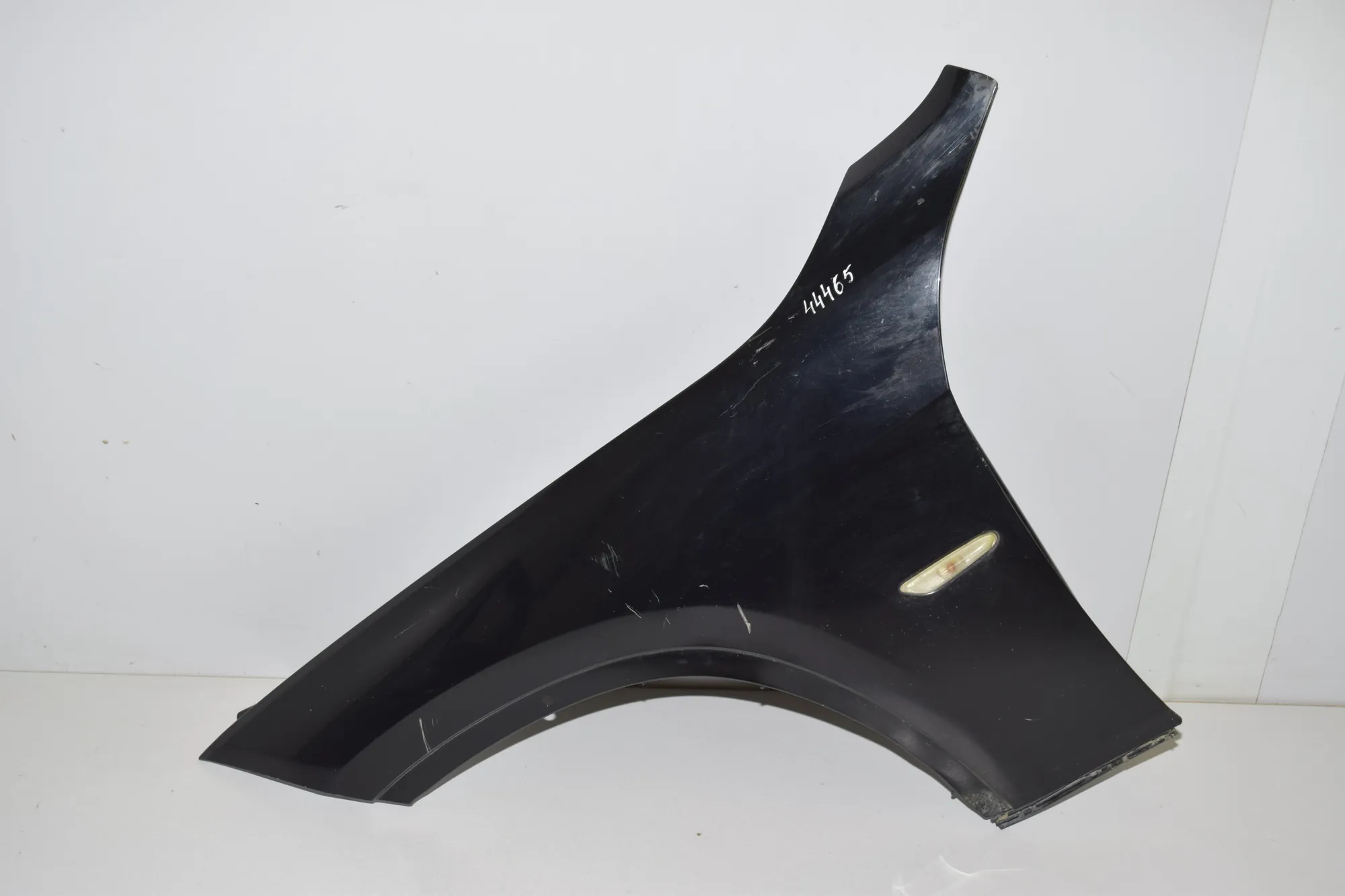 Front Left Fender – OEM NA · BMW X1 (E84) xDrive 20 d 2010