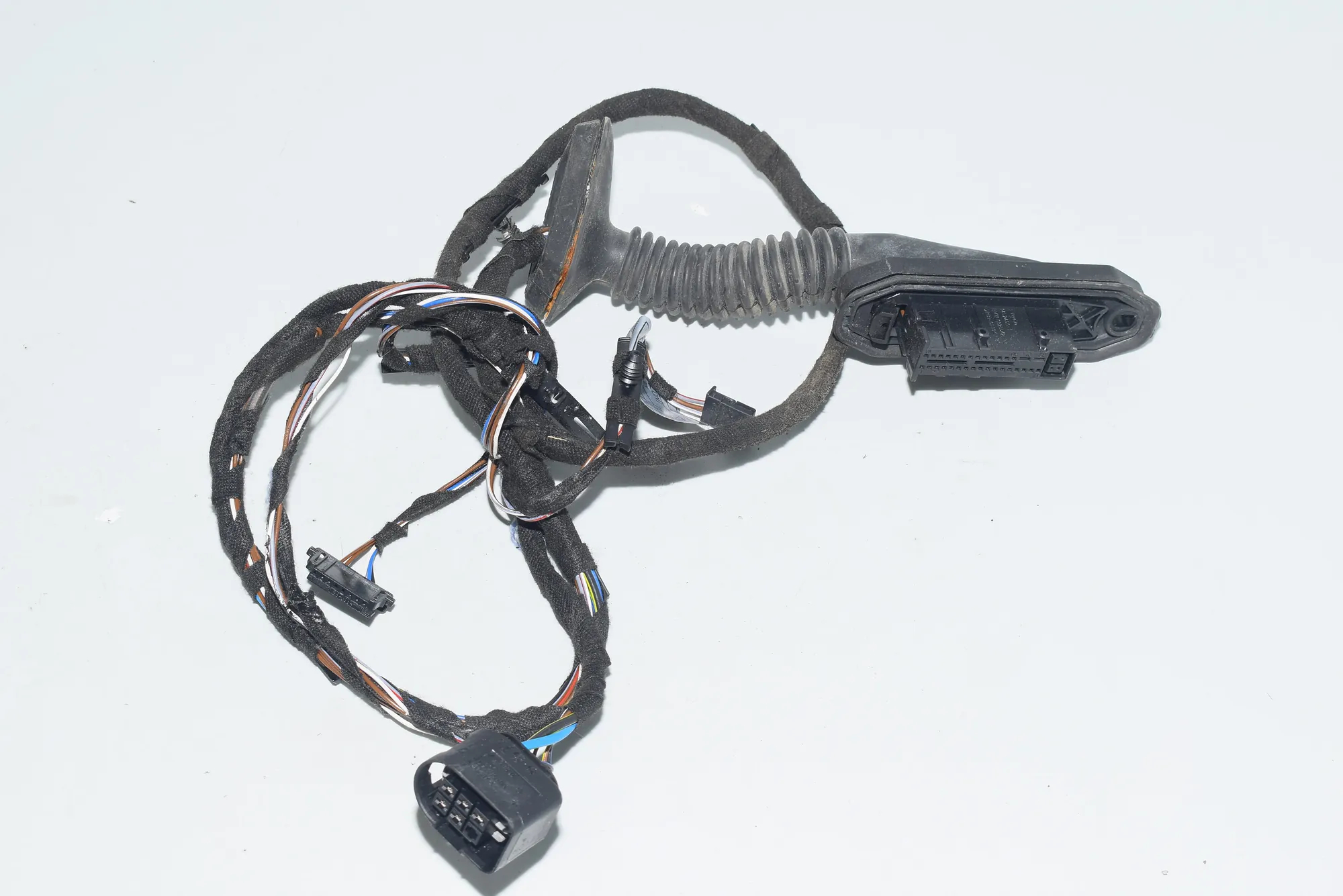 Rear Left Door Wiring – OEM 9191407 · BMW X1 (E84) xDrive 20 d 2010 – 2