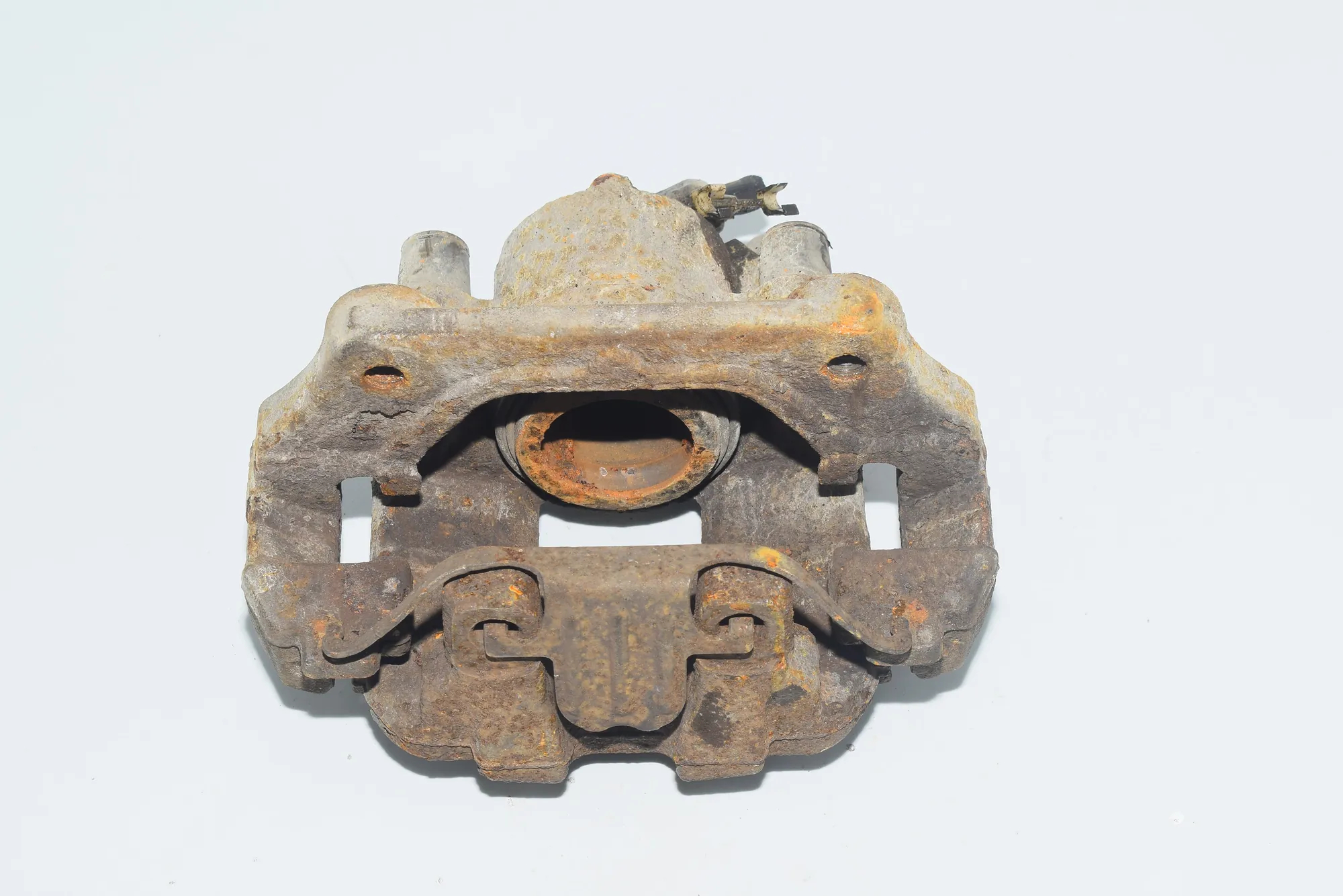 Front Left Brake Caliper – OEM NA · BMW X1 (E84) xDrive 20 d 2010 – 3