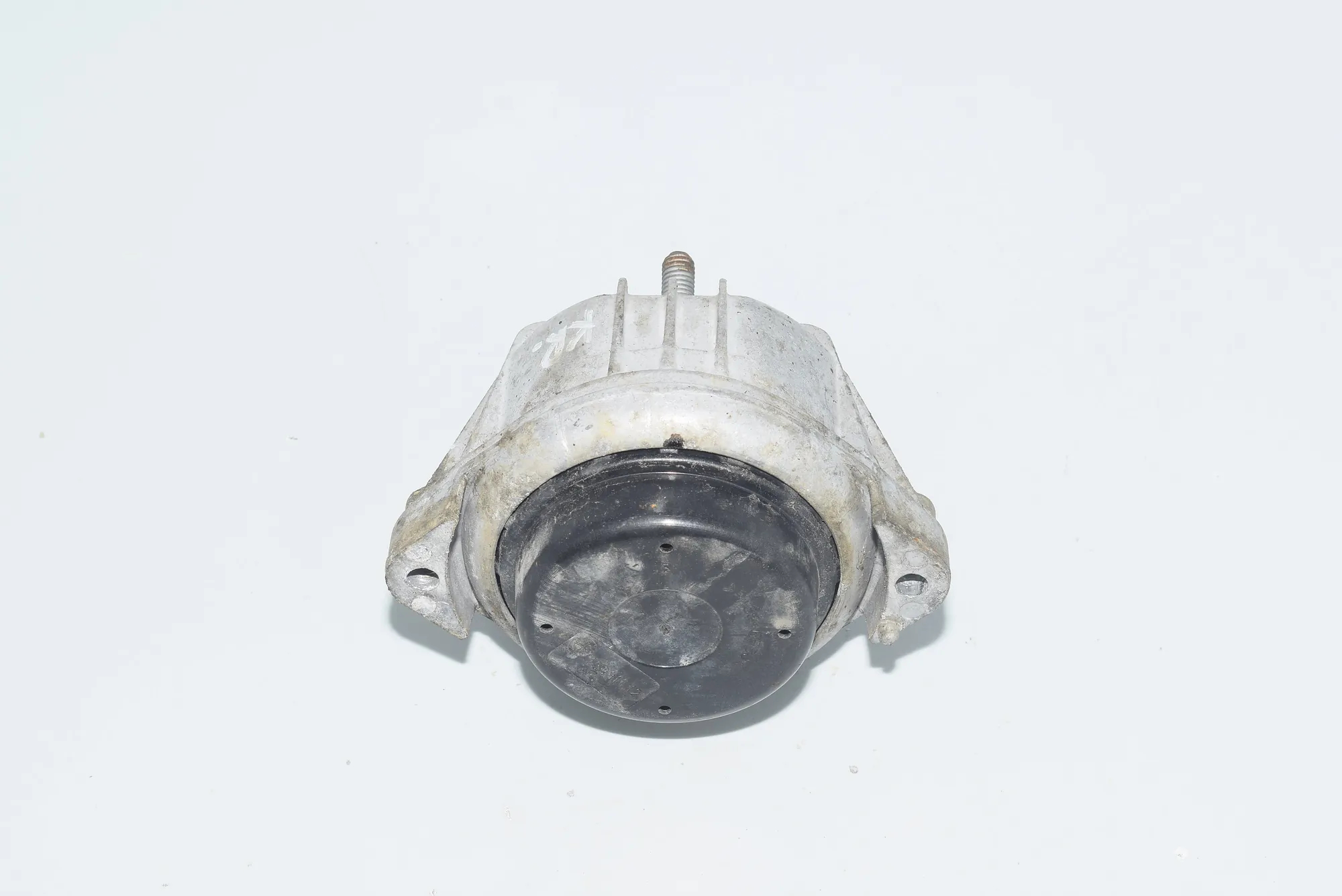 Left Side Engine Mount – OEM 139811 · BMW X1 (E84) xDrive 20 d 2010 – 3