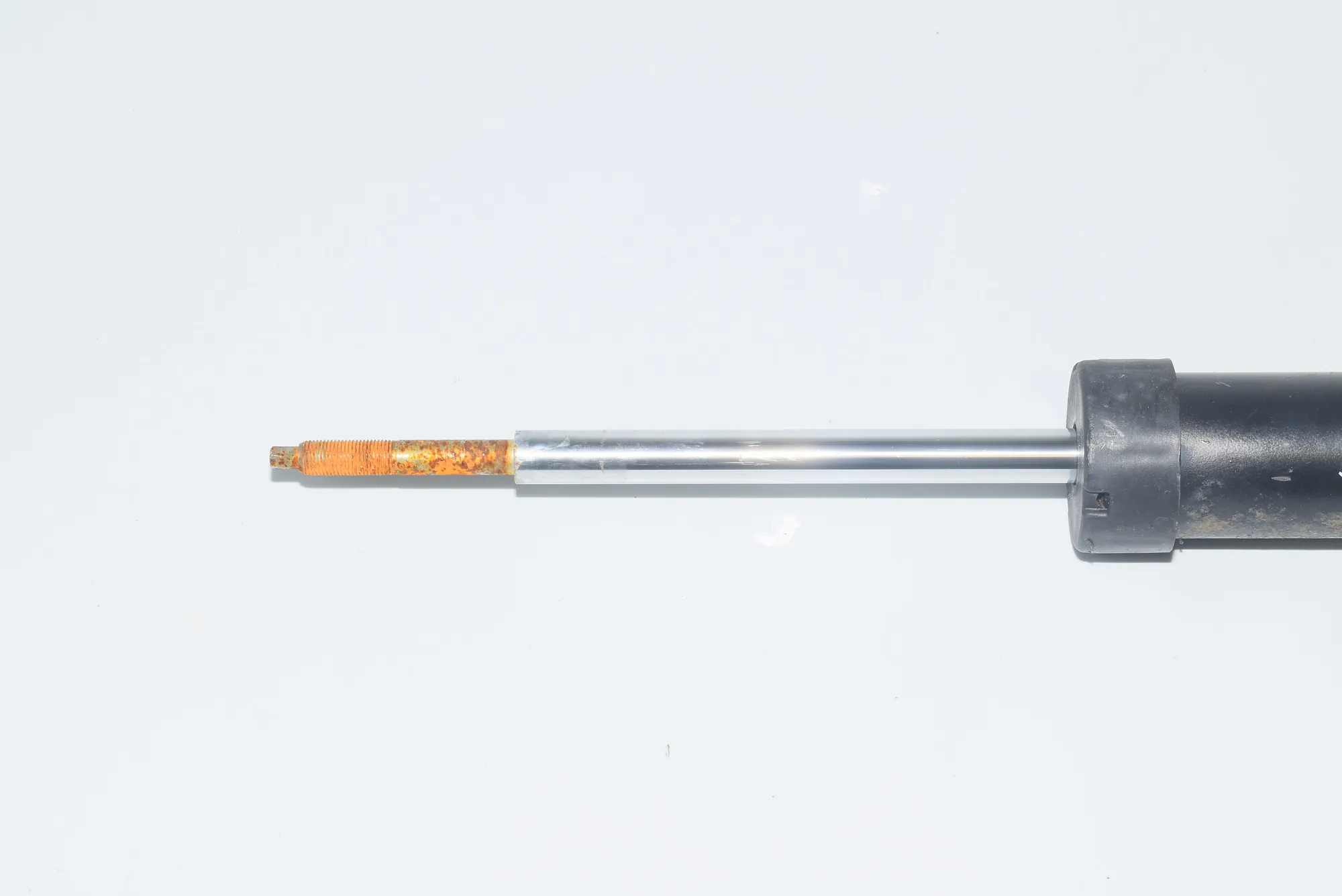 Rear Left Shock Absorber – OEM 6793714 · BMW X1 (E84) xDrive 20 d 2010 – 3
