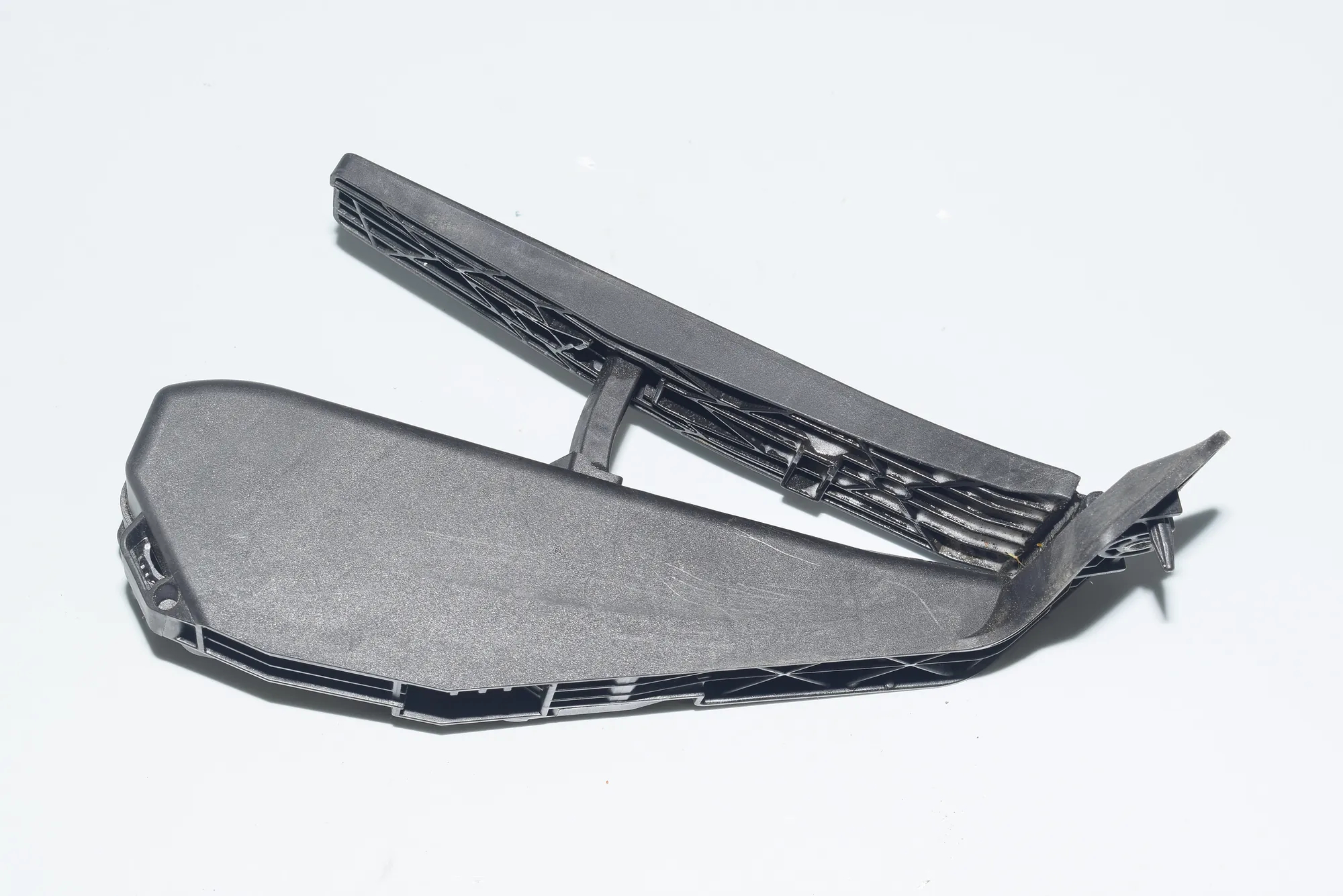 Throttle Pedal – OEM 6793743 · BMW X1 (E84) xDrive 20 d 2010 – 2