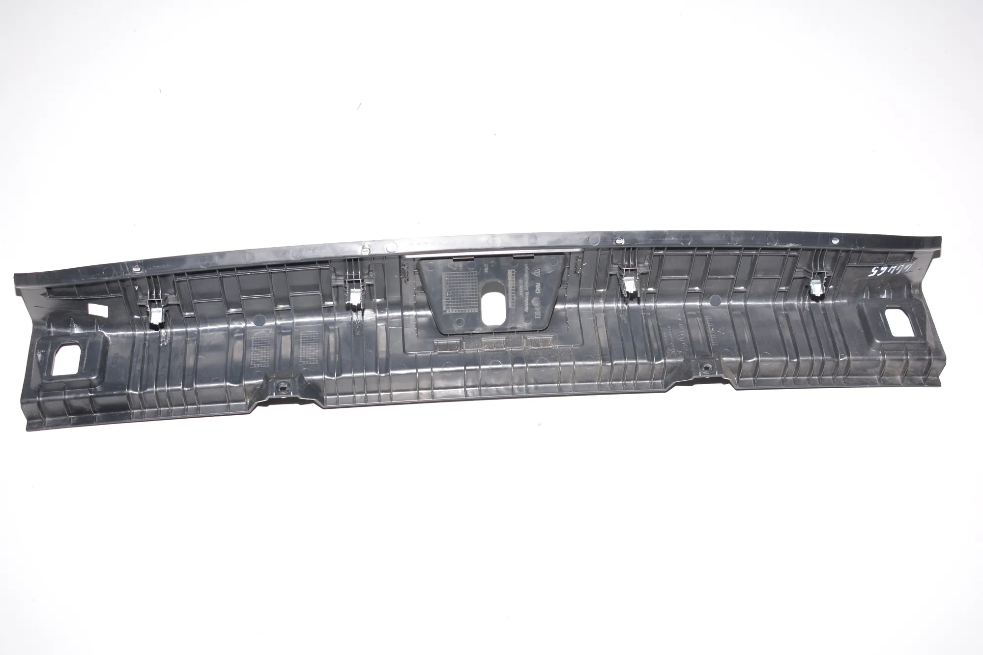 Trunk Boot Lock Trim – OEM 2990628 · BMW X1 (E84) xDrive 20 d 2010 – 3