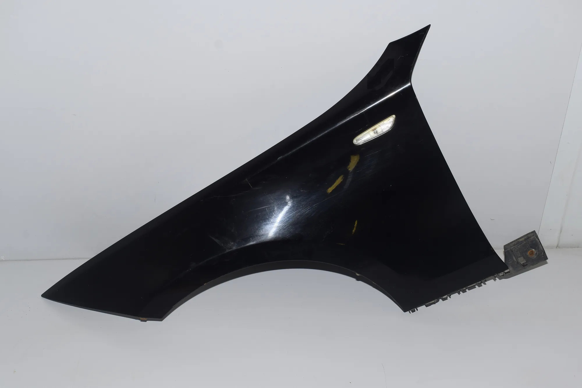 Front Left Fender – OEM NA · BMW 1 (E87) 118 d 2007