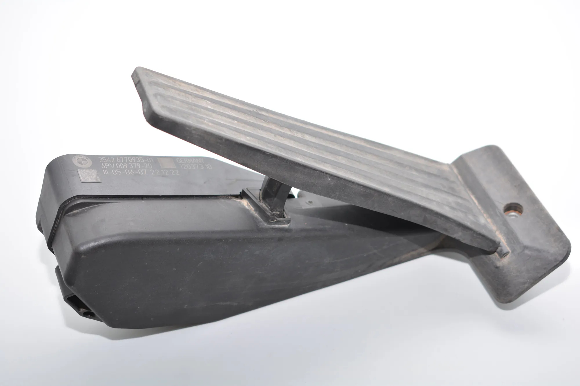 Throttle Pedal – OEM 6770935 · BMW 1 (E87) 118 d 2007 – 2