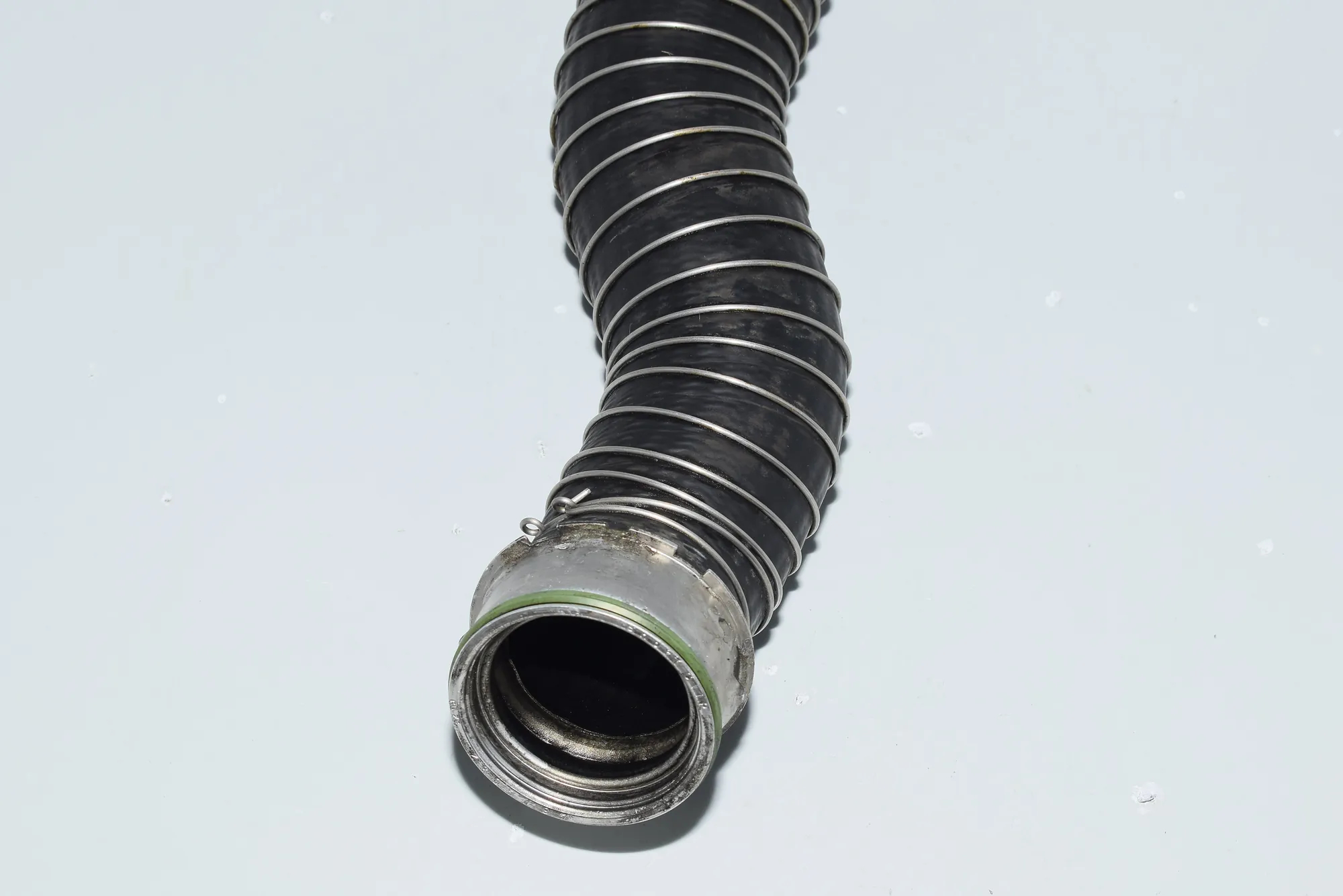 Right Side Intercooler Hose – OEM NA · BMW 3 Touring (E91) 318 d 2010 – 4