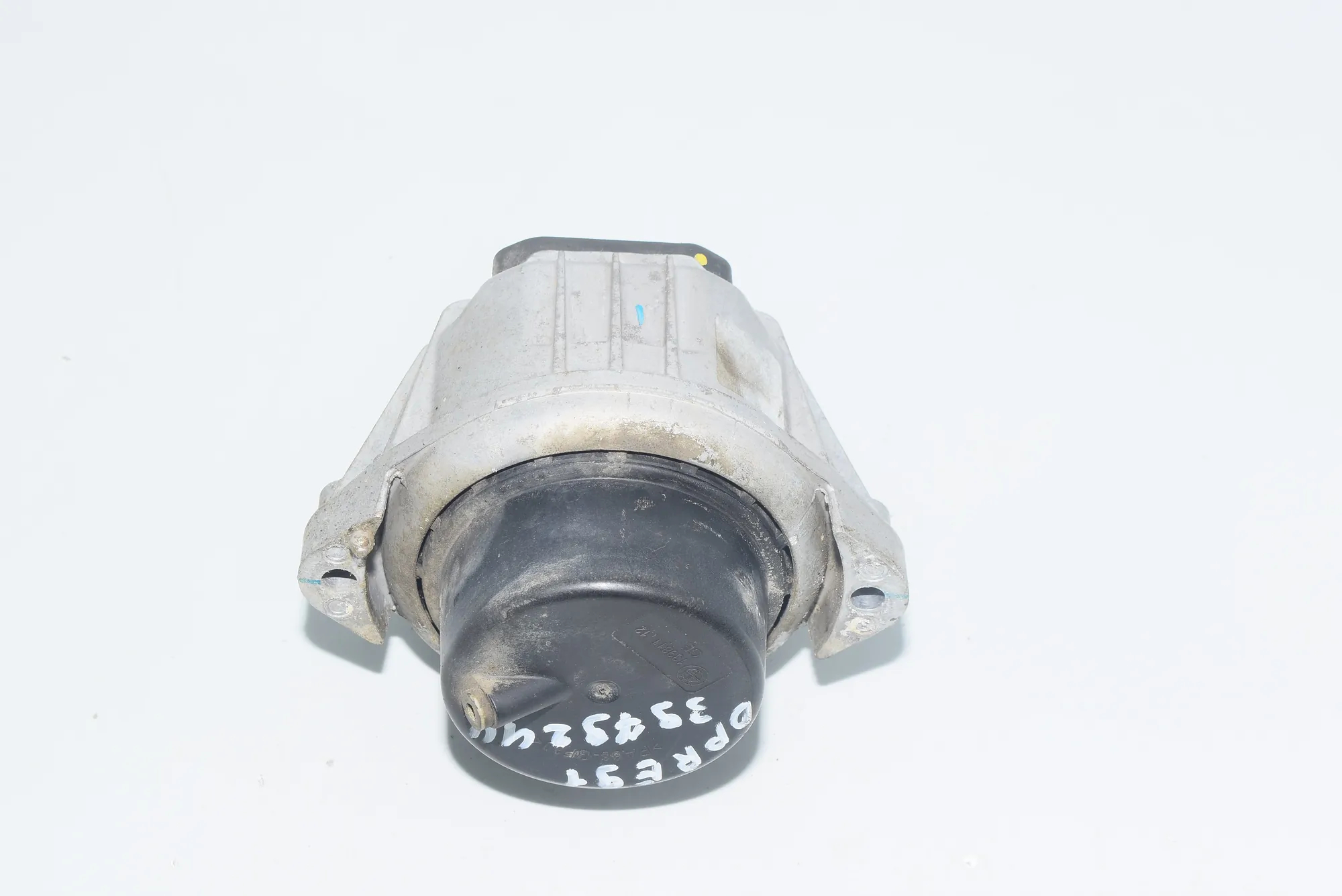 Right Side Engine Mount – OEM 139811 · BMW 3 Touring (E91) 318 d 2010 – 2