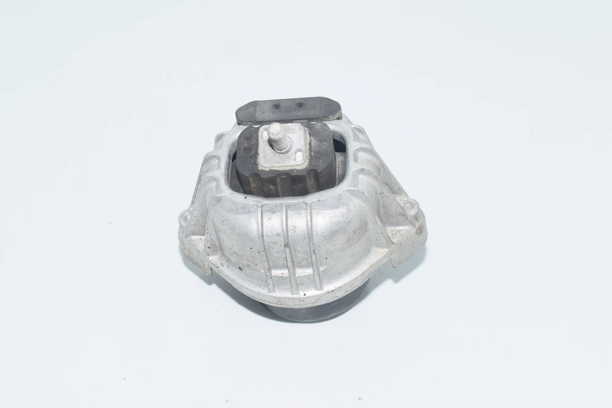 Right Side Engine Mount – OEM 139811 · BMW 3 Touring (E91) 318 d 2010 – 5