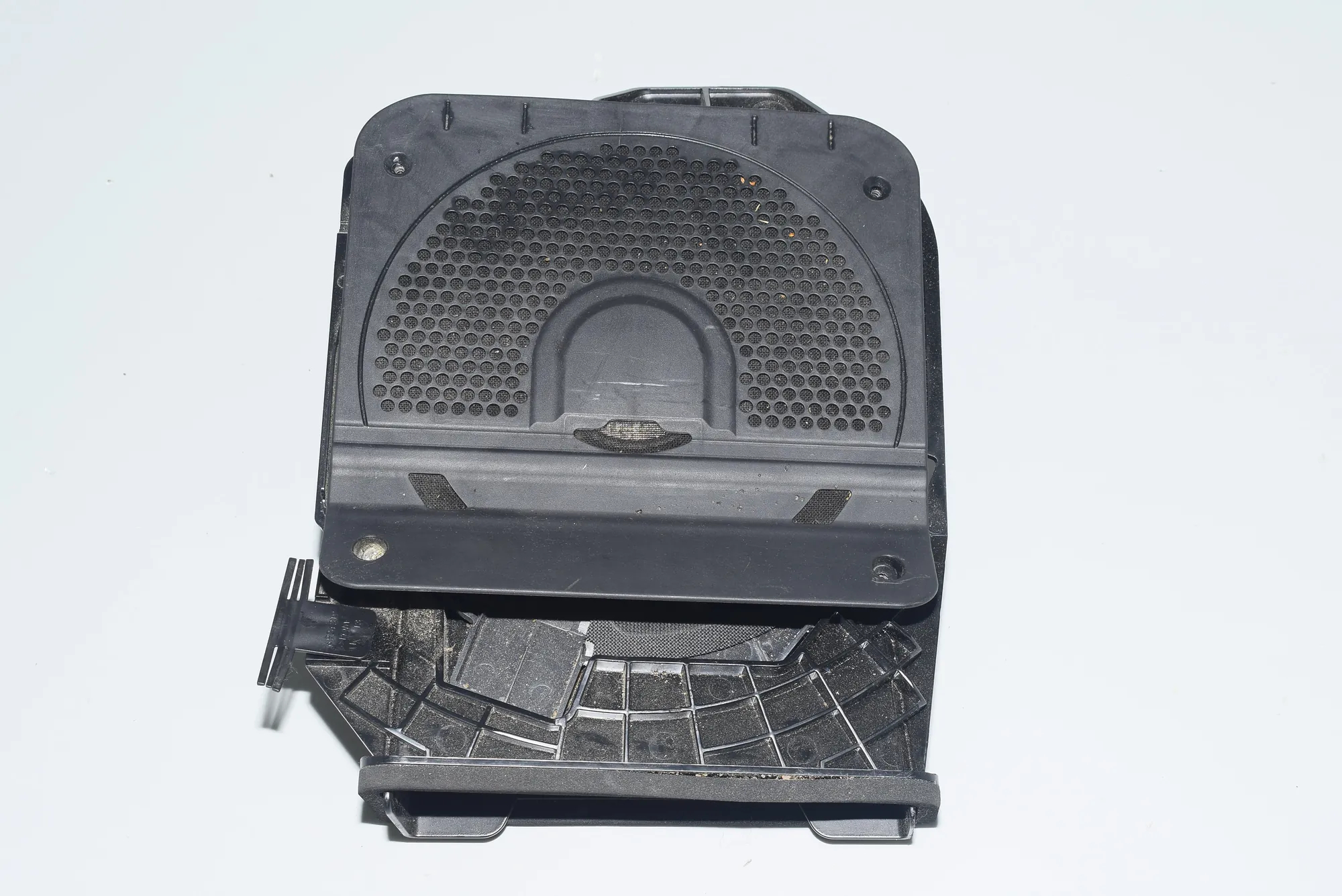 Subwoofer – OEM 9210147 · BMW 3 Touring (F31) 320 d 2013