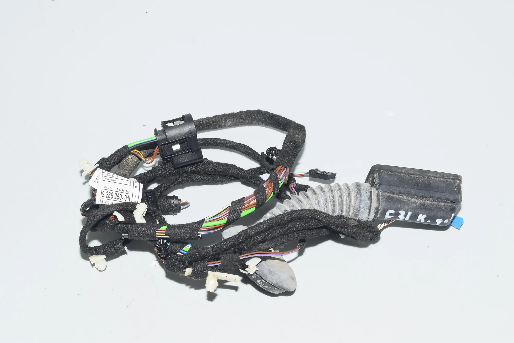 Rear Left Door Wiring – OEM 9286250 · BMW 3 Touring (F31) 320 d 2013 – 3