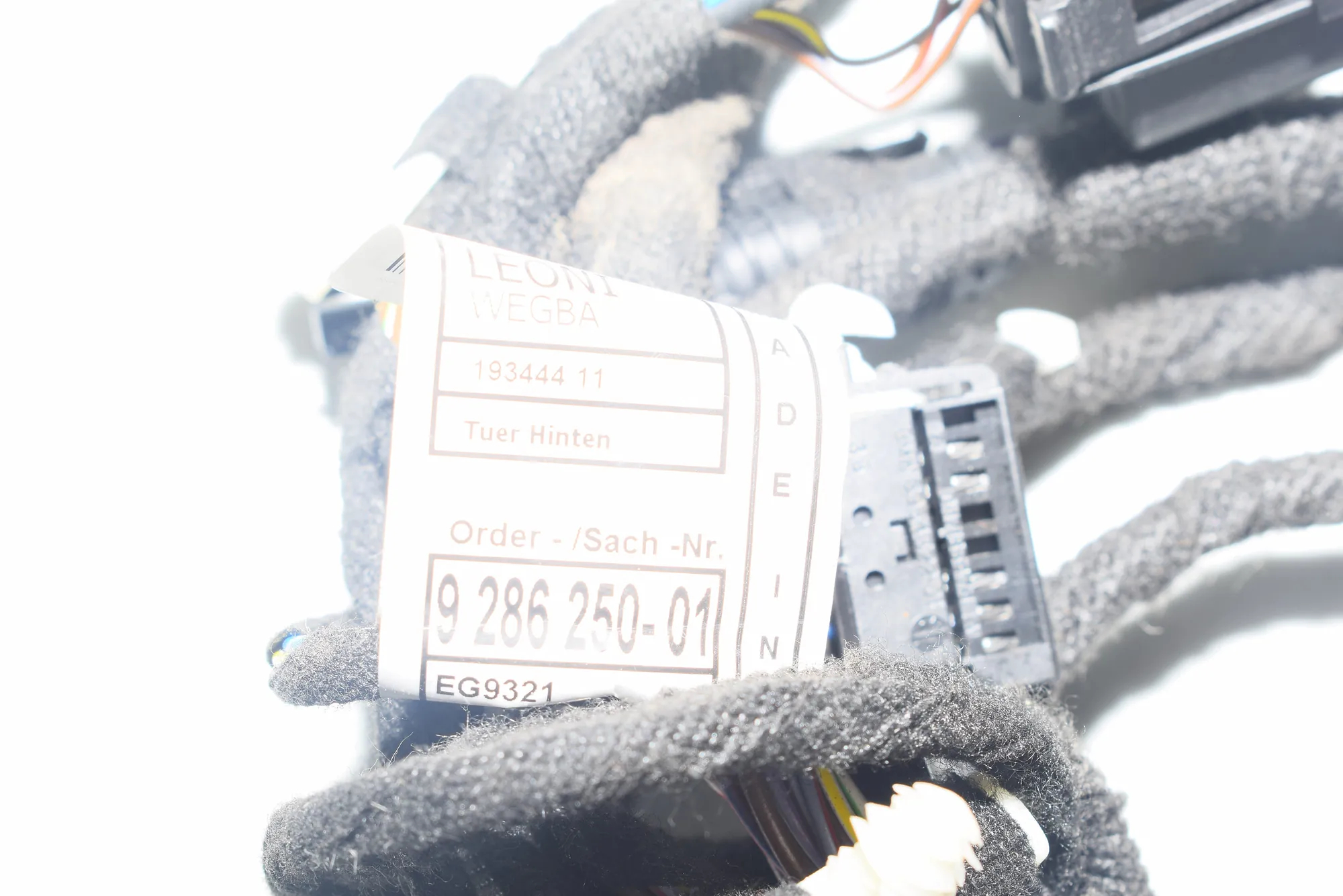 Rear Left Door Wiring – OEM 9286250 · BMW 3 Touring (F31) 320 d 2013 – 6