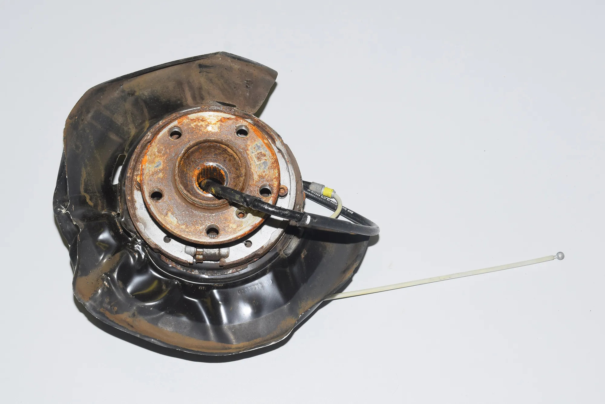 Rear Left Wheel Hub Spindle – OEM NA · BMW 3 Touring (F31) 320 d 2013 – 2