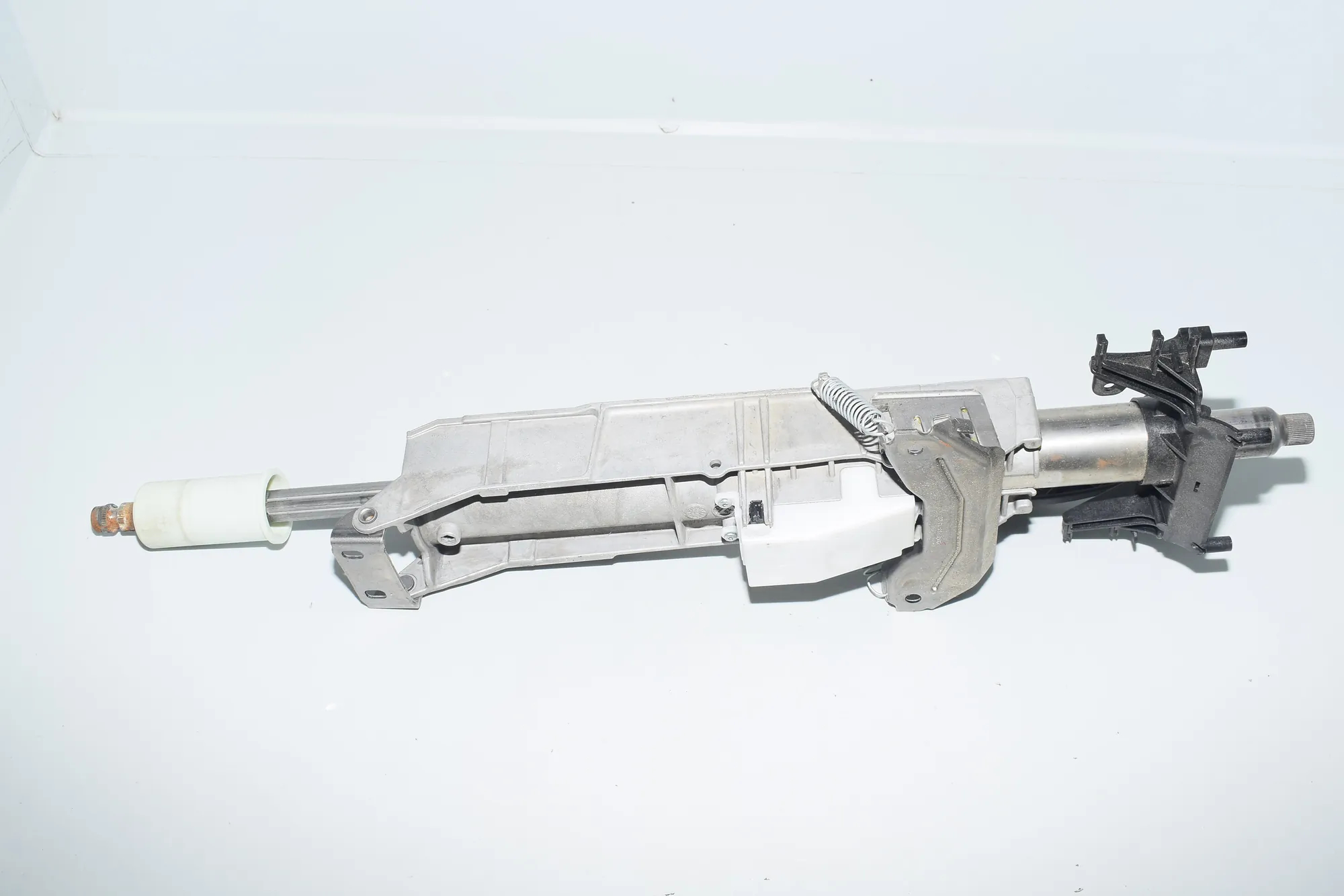 Steering Wheel Adjustment Mechanism – OEM 6858560 · BMW 3 Touring (F31) 320 d 2013 – 3