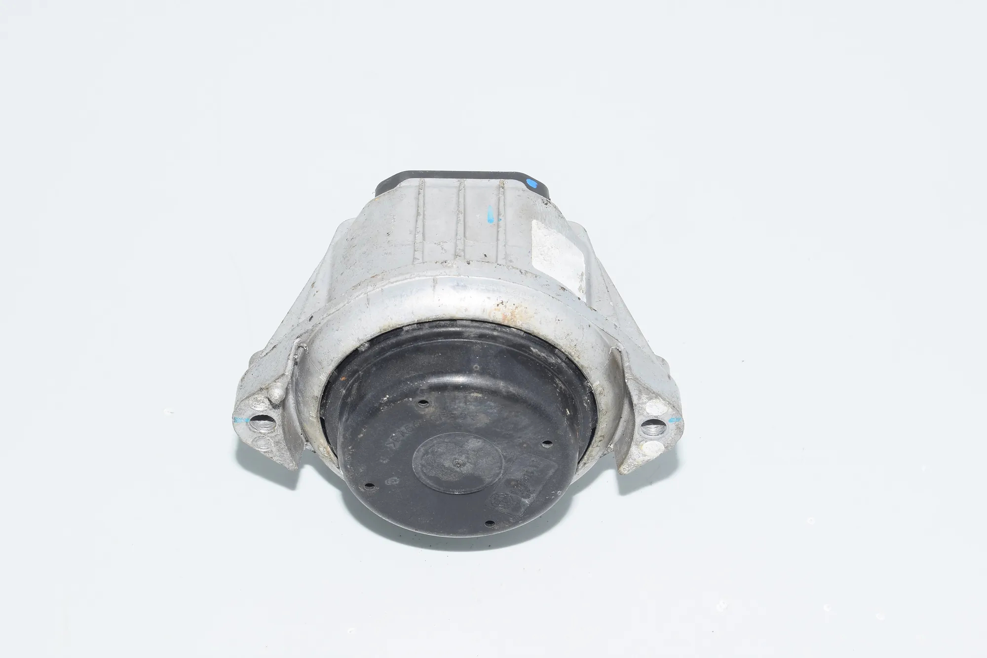 Right Side Engine Mount – OEM 13981112 · BMW 3 Touring (E91) 320 d 2009 – 3