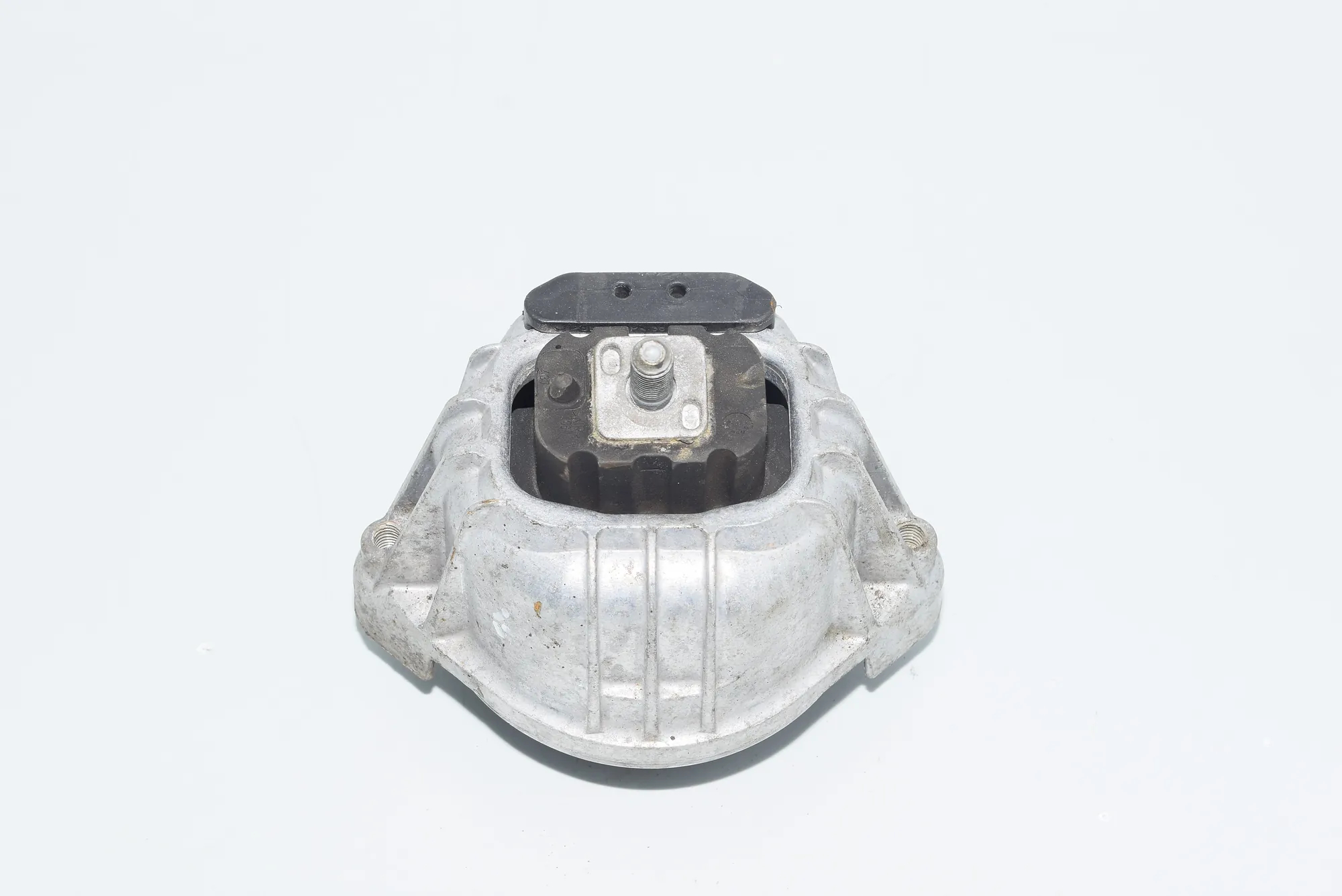 Right Side Engine Mount – OEM 13981112 · BMW 3 Touring (E91) 320 d 2009