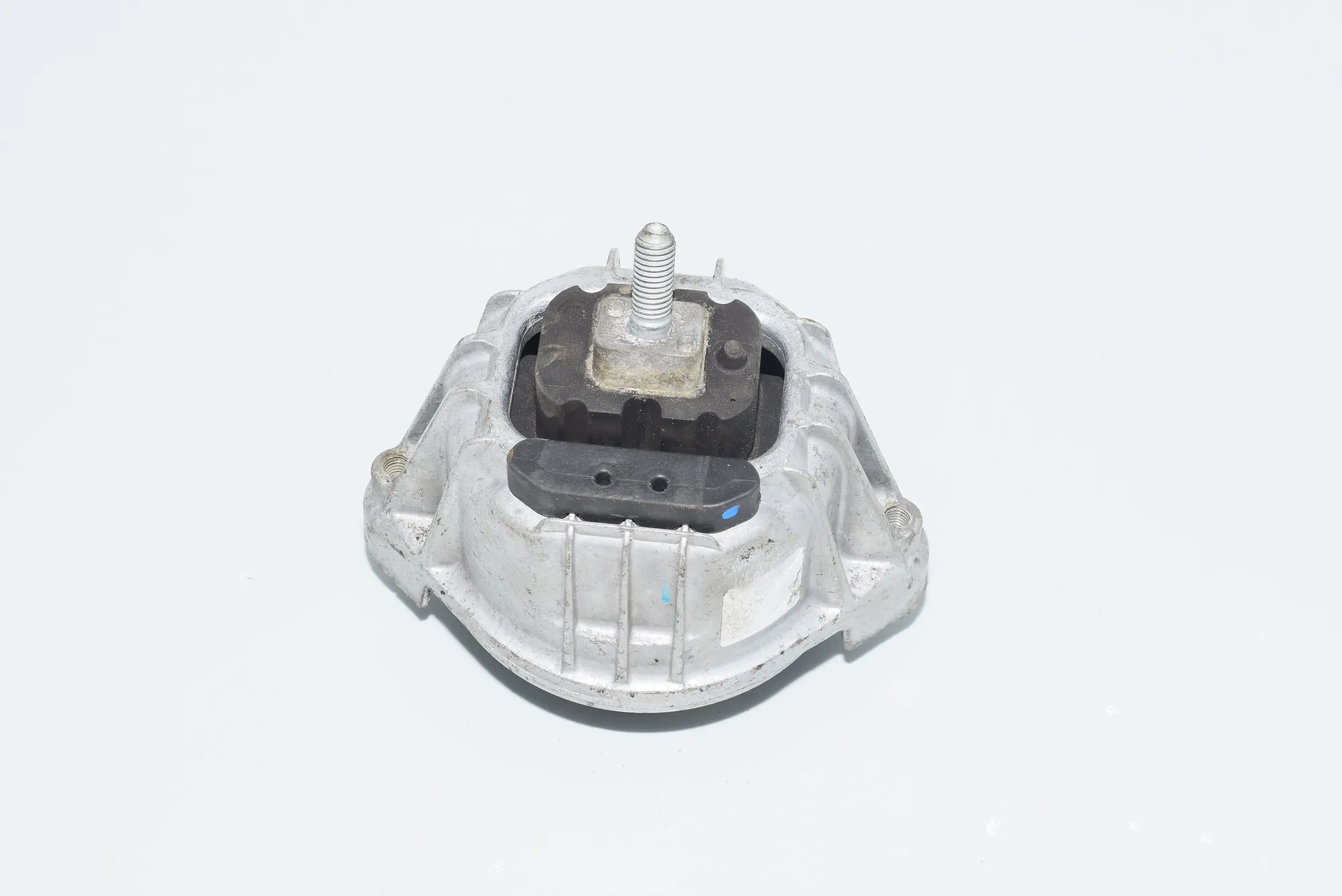 Right Side Engine Mount – OEM 13981112 · BMW 3 Touring (E91) 320 d 2009 – 2