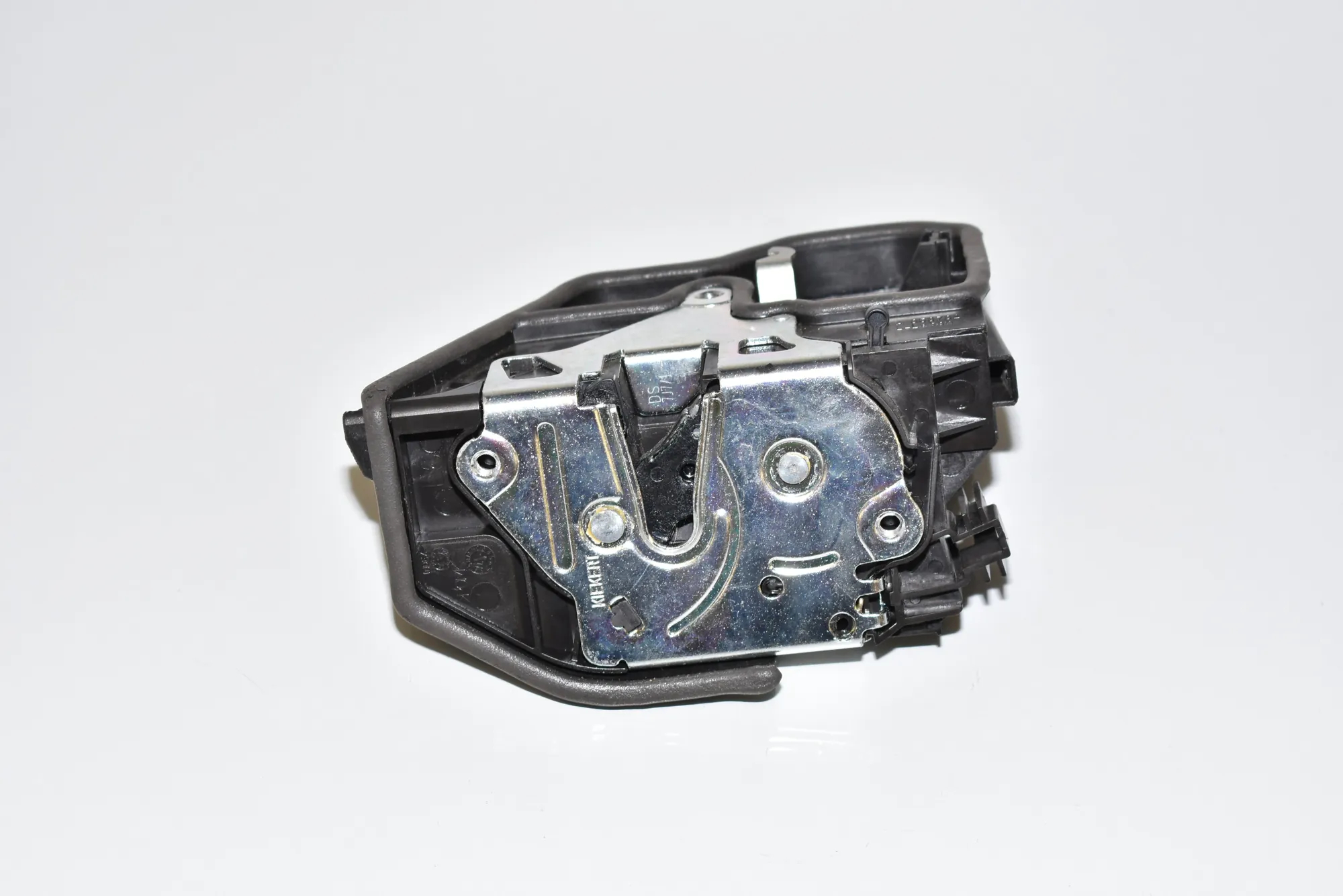 Rear Left Door Lock – OEM 7202147 · BMW 3 Touring (F31) 320 d xDrive 2017 – 3