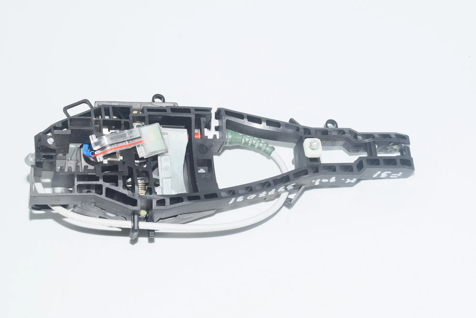 Rear Left Door Interior Handle Frame – OEM 7332267 · BMW 3 Touring (F31) 320 d xDrive 2017 – 3