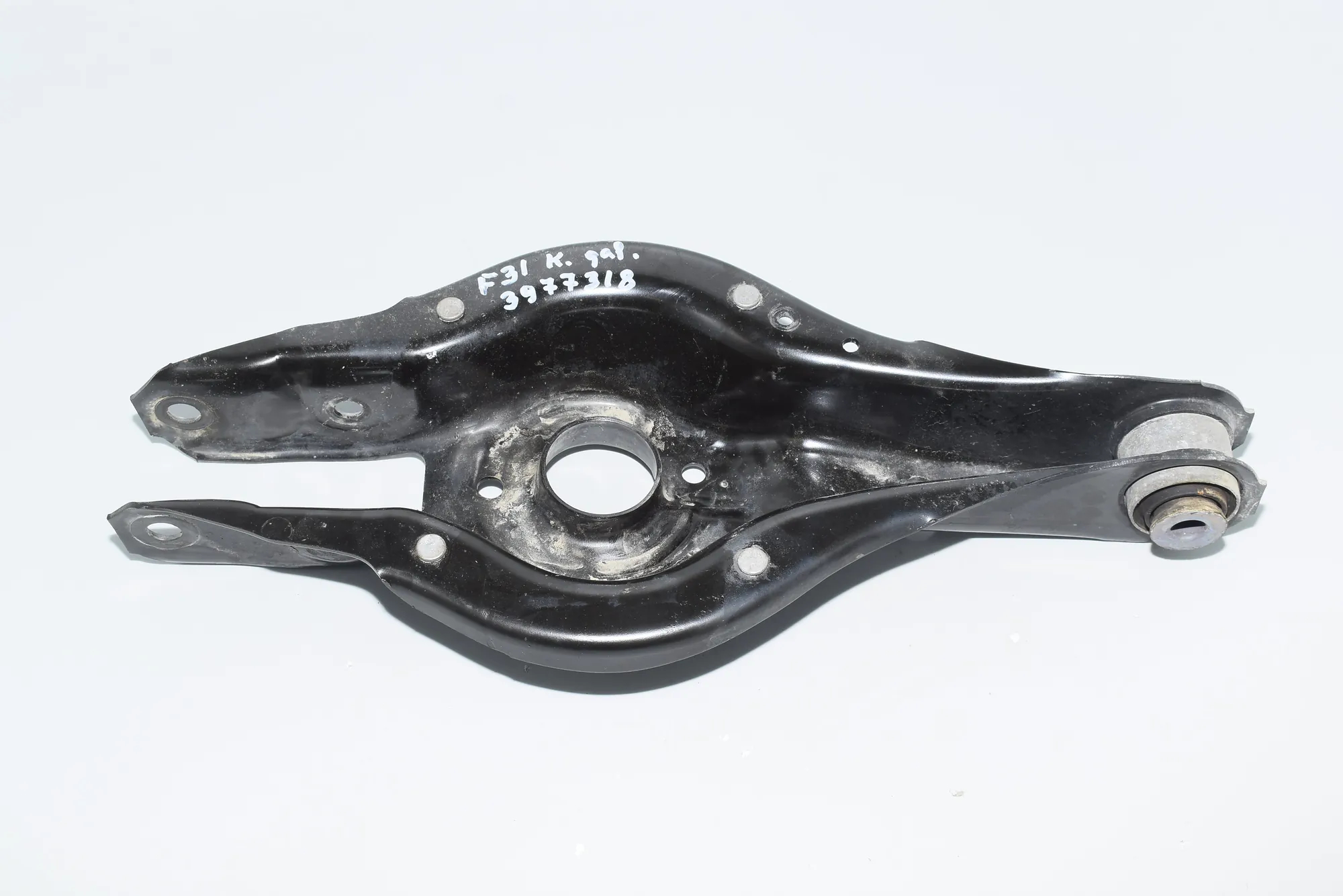 Rear Left Lower Control Arm – OEM 6867540 · BMW 3 Touring (F31) 320 d xDrive 2017