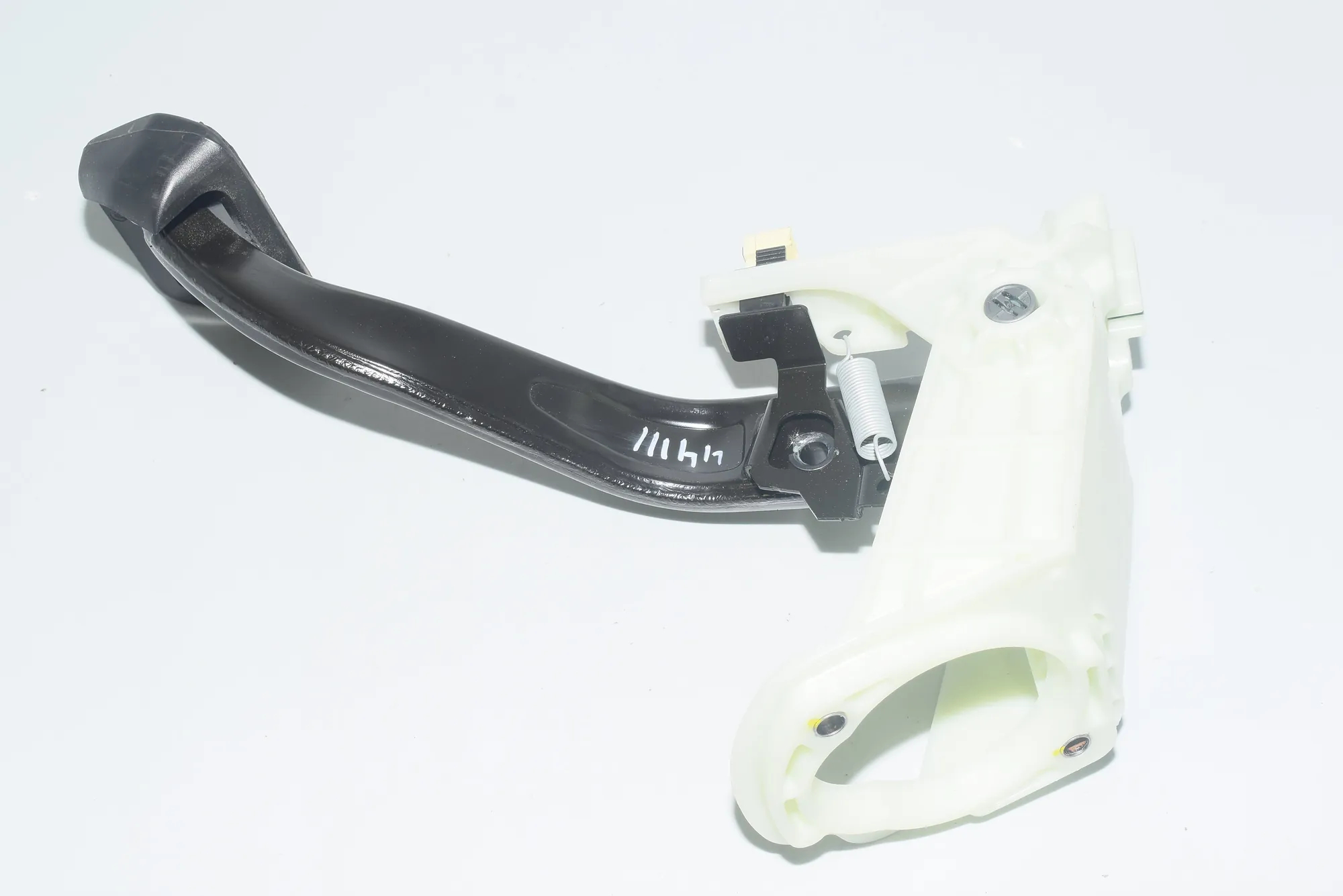 Brake Pedal – OEM 6878290 · BMW 3 Touring (F31) 320 d xDrive 2017 – 3