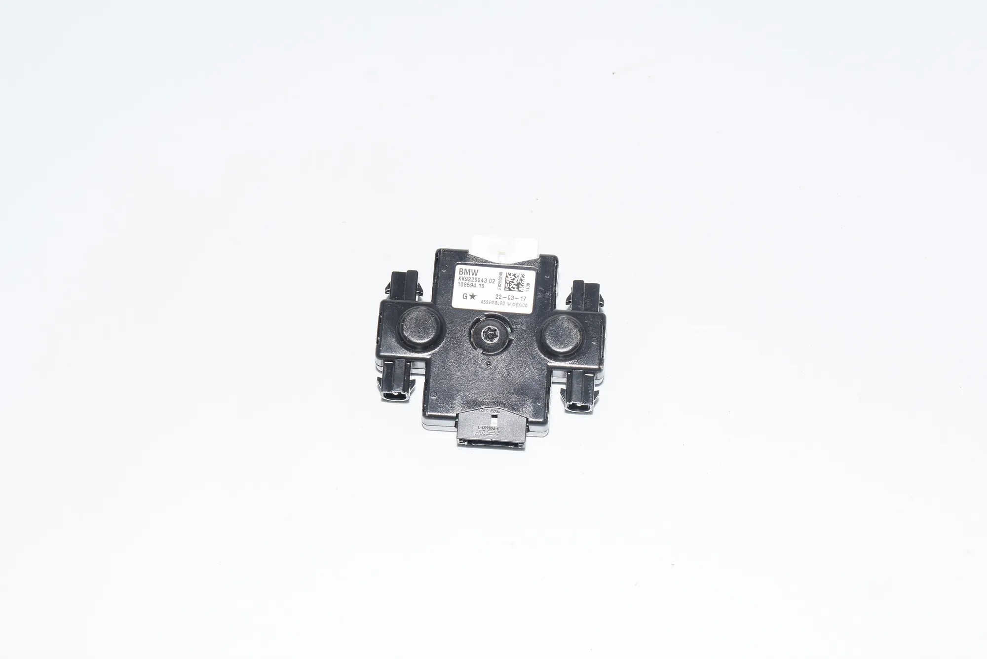 Antenna – OEM 9229043 · BMW 3 Touring (F31) 320 d xDrive 2017