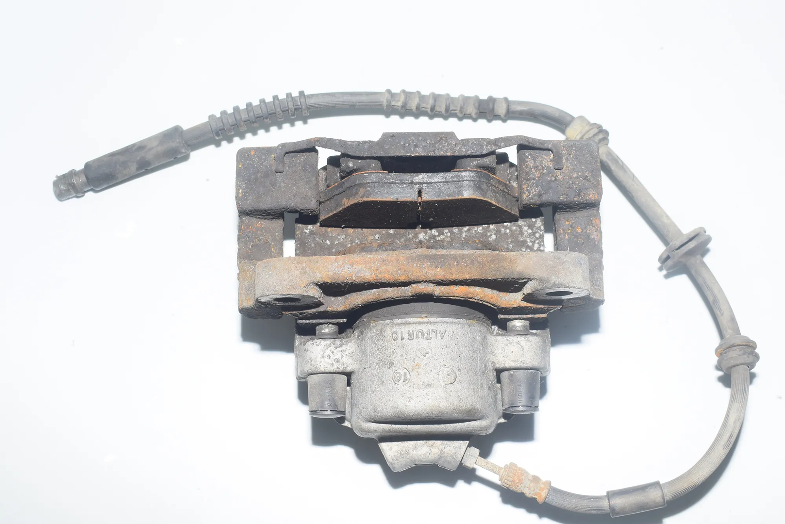 Front Right Brake Caliper · BMW 5 5 (F10) (2009 - 2016) 520 d (2010 - 2014, 2.0 L, 135 kW) 2010 – 4