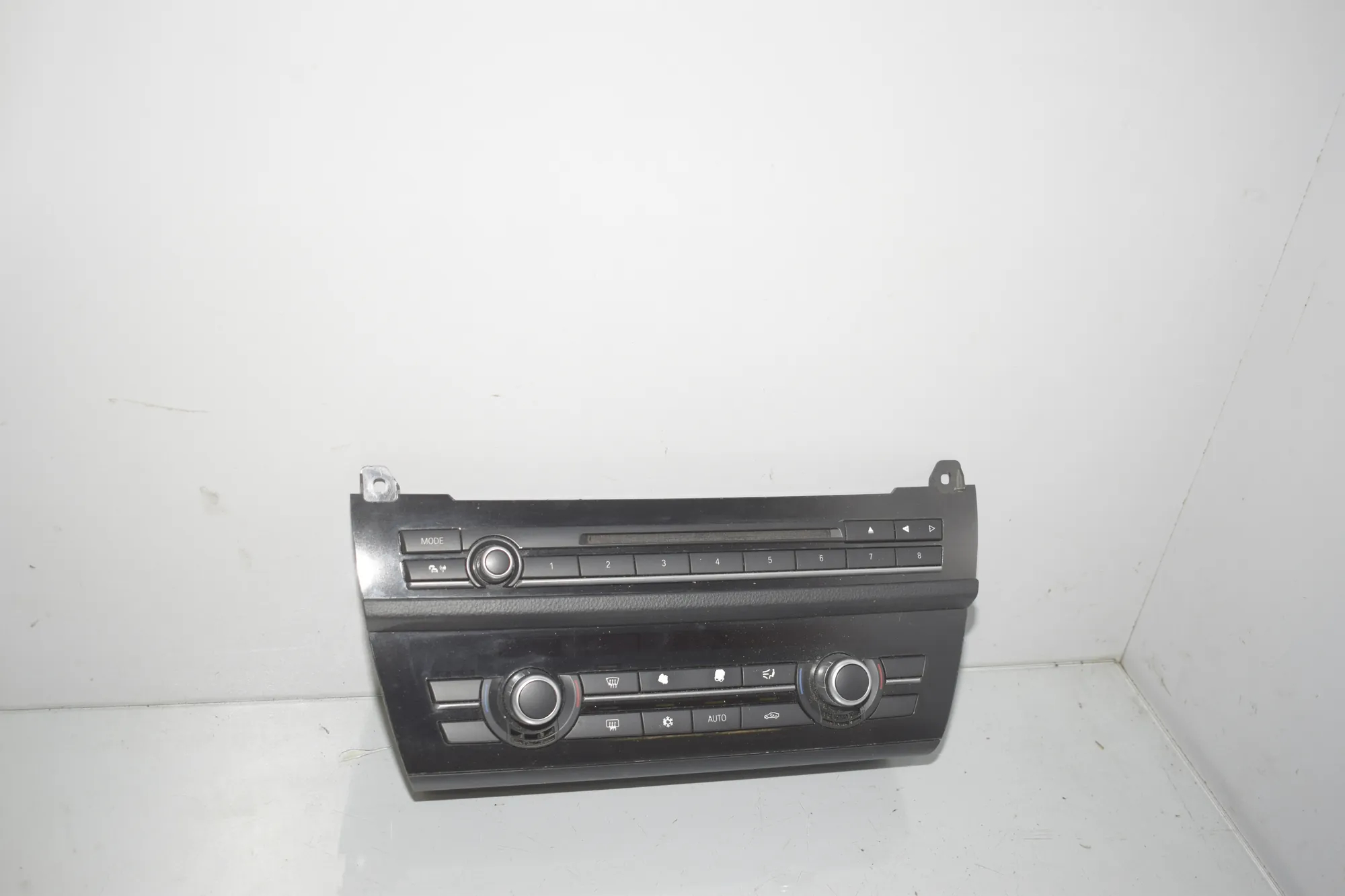 Climate Control Unit – OEM 9241244 · BMW 5 (F10) 520 d 2010 – 2