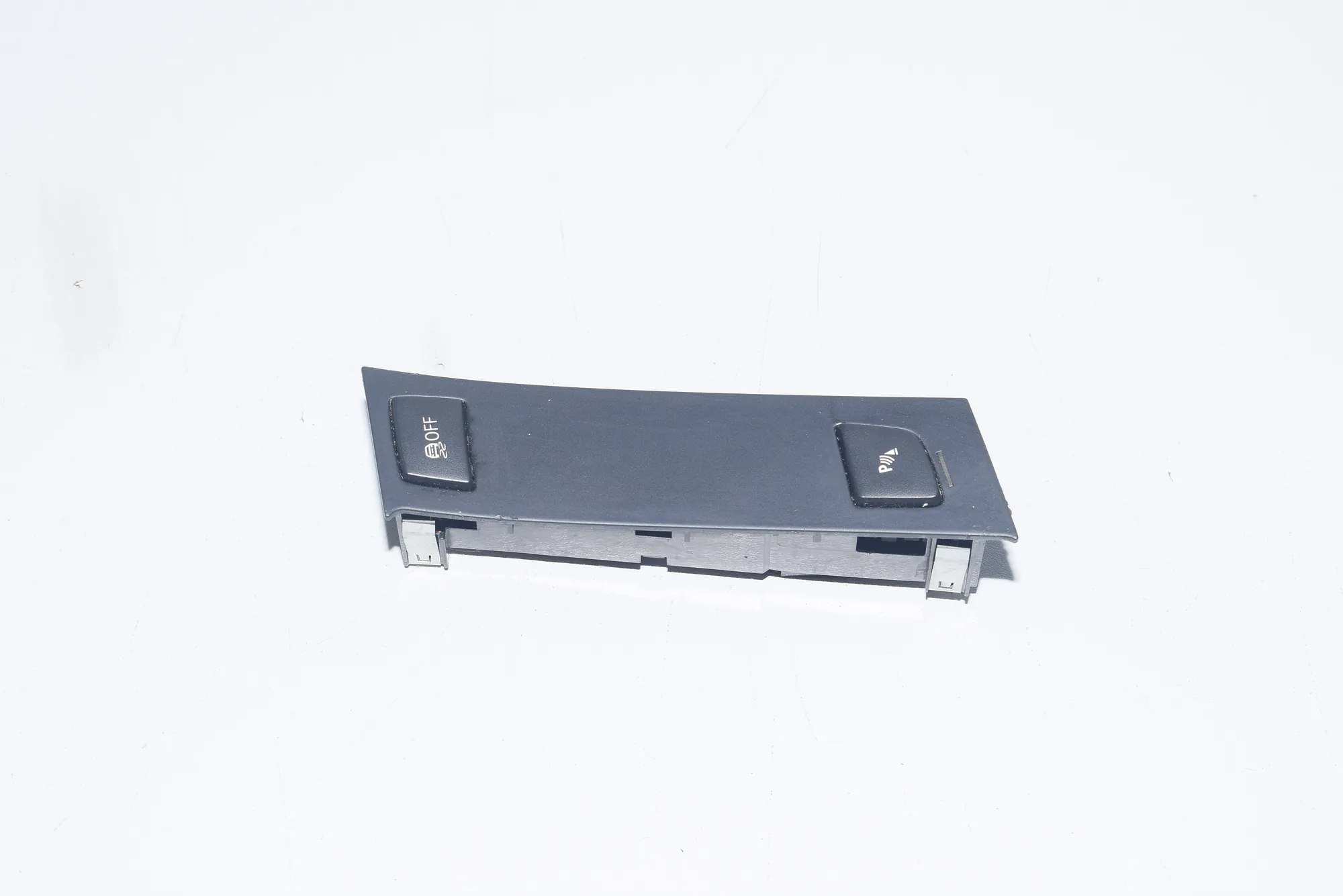 Button Switch Panel – OEM 9197909 · BMW 5 (F10) 520 d 2010 – 4