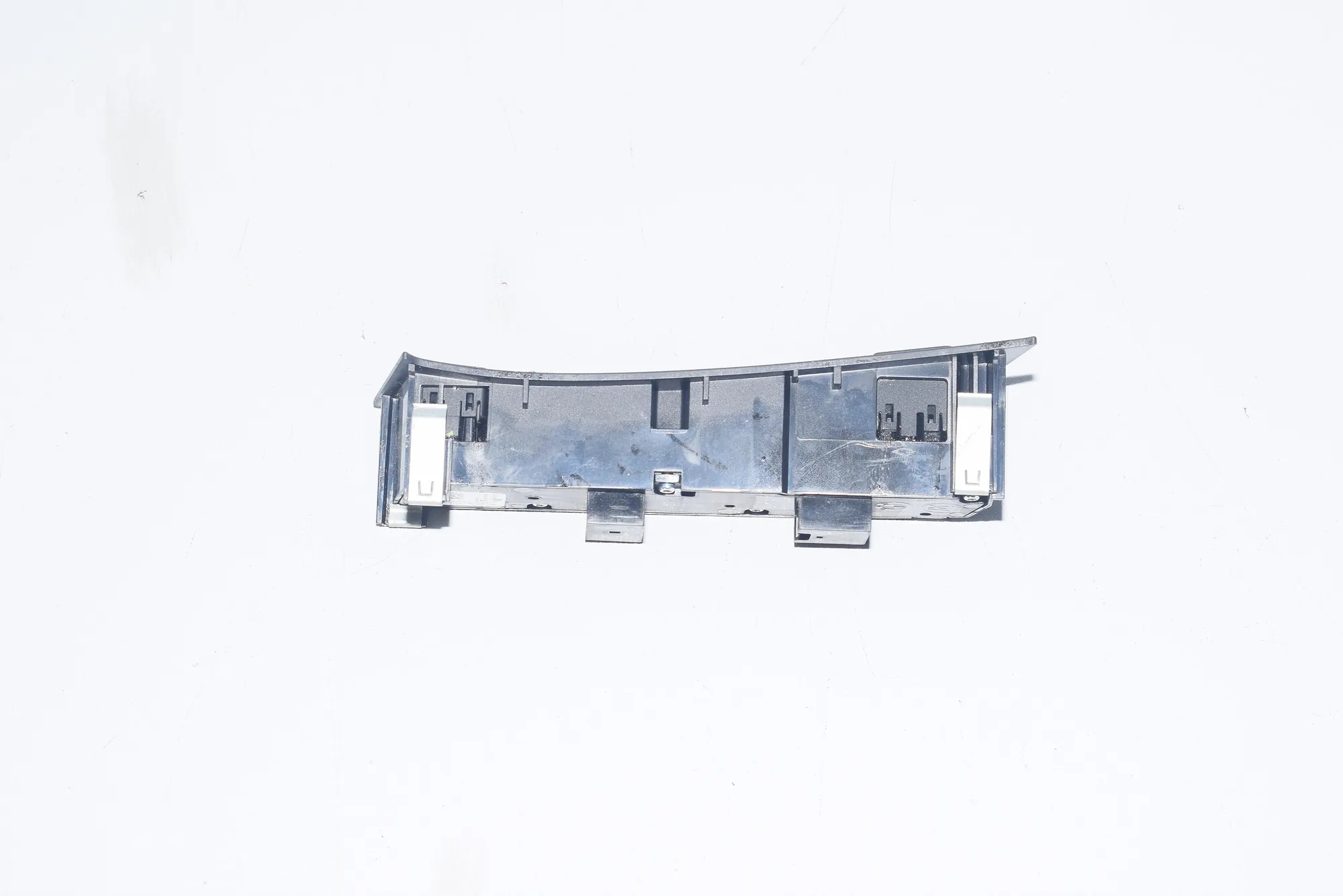 Button Switch Panel – OEM 9197909 · BMW 5 (F10) 520 d 2010 – 2