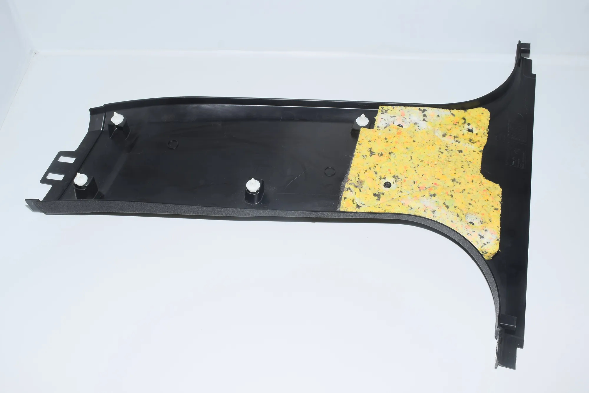 Right Side B Pillar Trim – OEM 9116352 · BMW 5 (F10) 520 d 2010 – 4