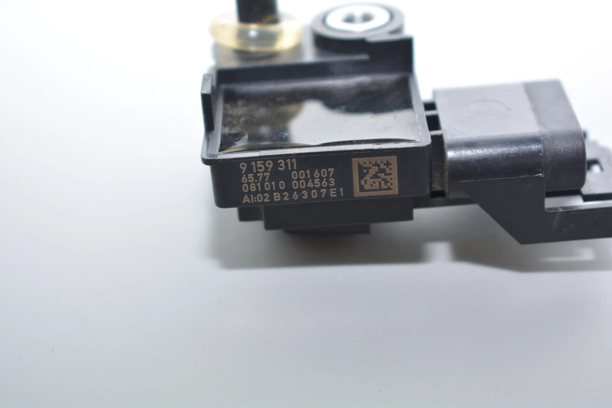 Front Right Impact Sensor – OEM 9159311 · BMW 5 (F10) 520 d 2010 – 5