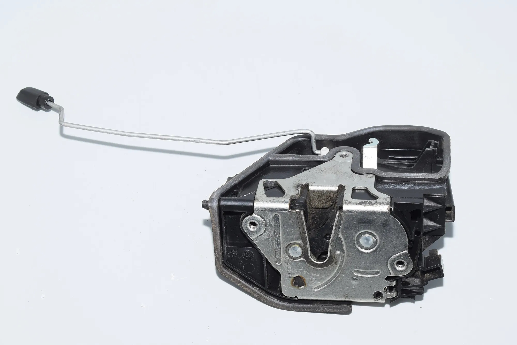 Front Left Door Lock – OEM 7167067 · BMW X3 (E83) 2.0 d 2005 – 4