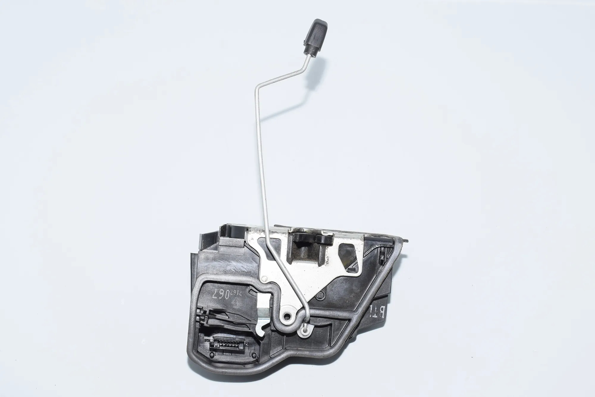 Front Left Door Lock – OEM 7167067 · BMW X3 (E83) 2.0 d 2005 – 3